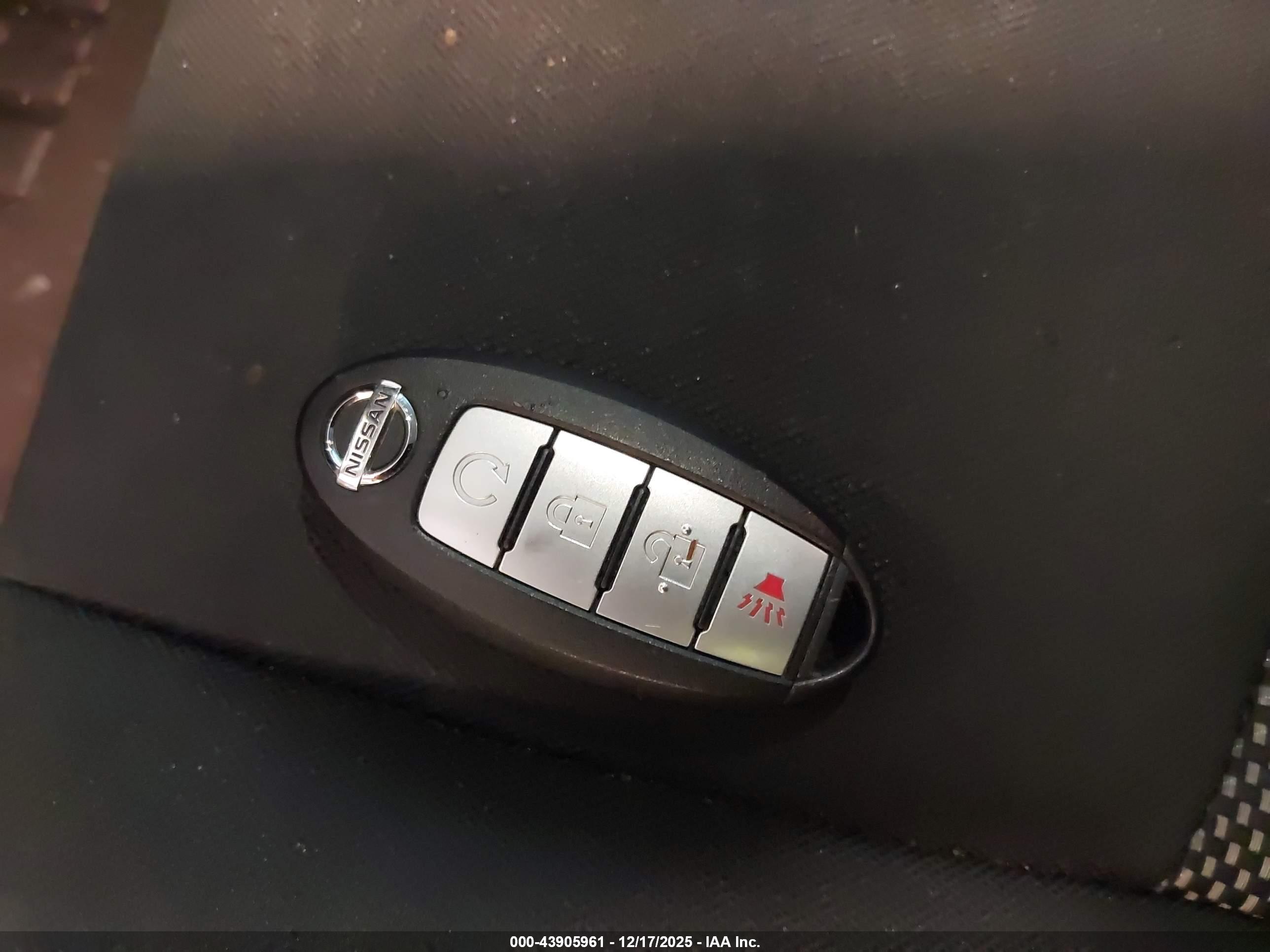 NISSAN PATHFINDER image 11