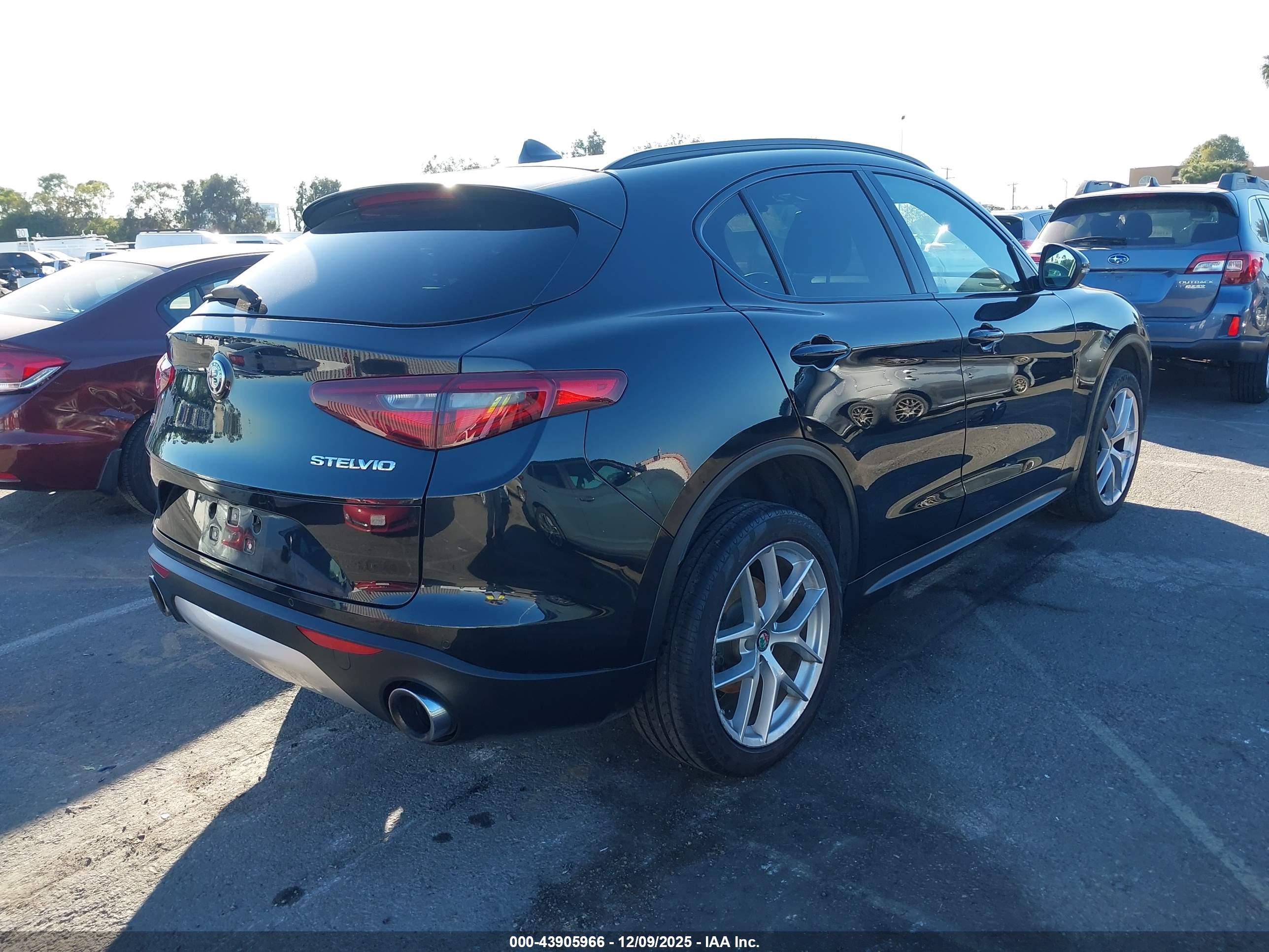 ALFA ROMEO image 4