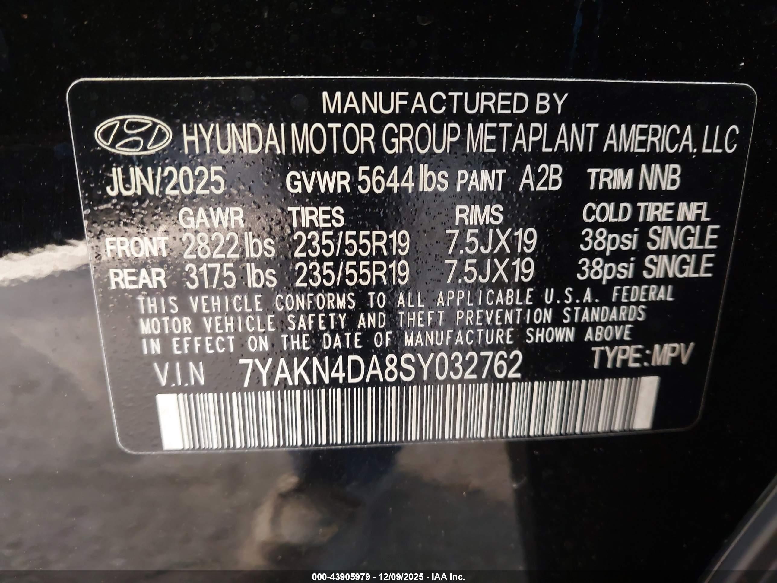 HYUNDAI IONIQ image 9