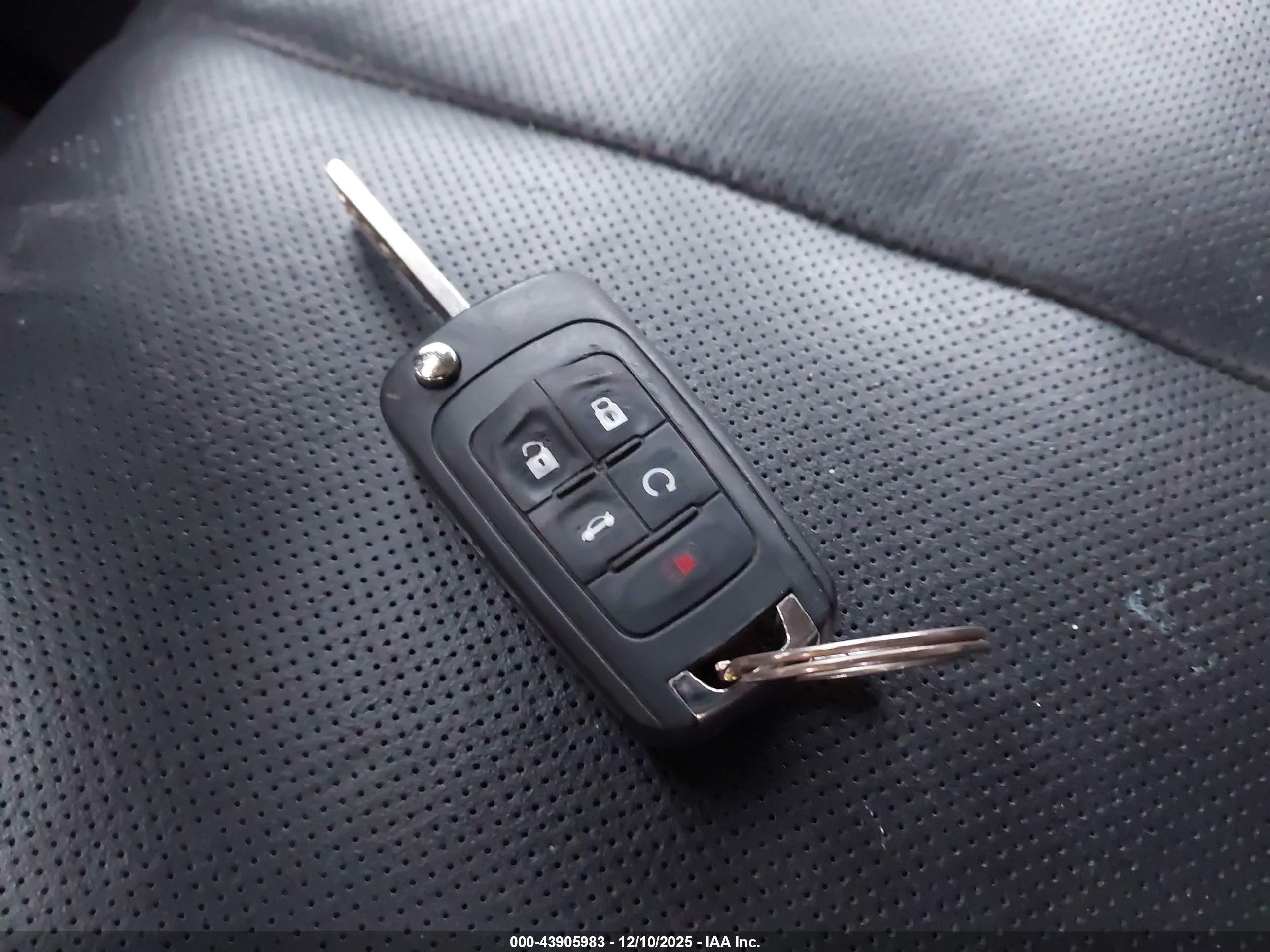 CHEVROLET EQUINOX image 11