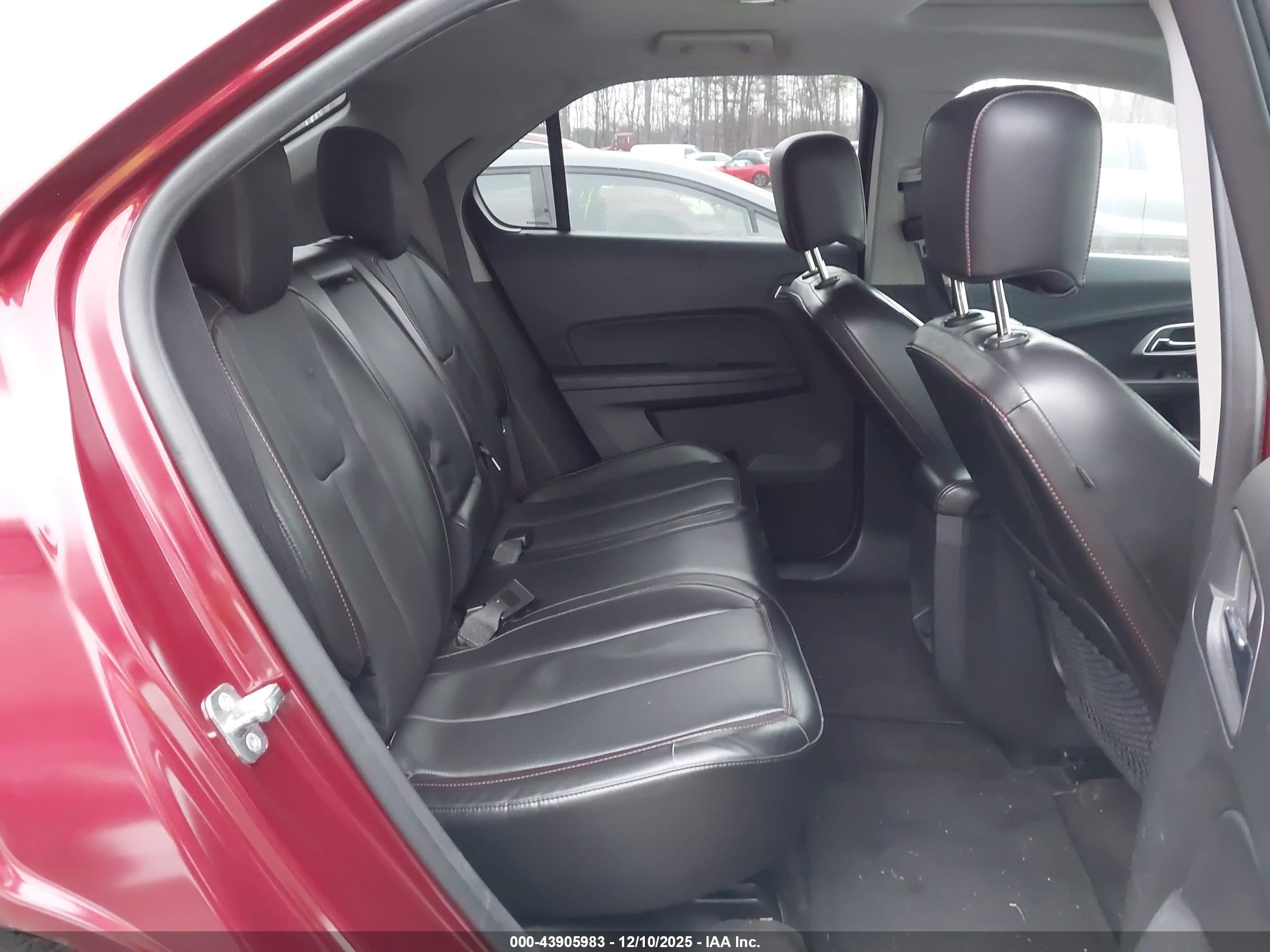 CHEVROLET EQUINOX image 8