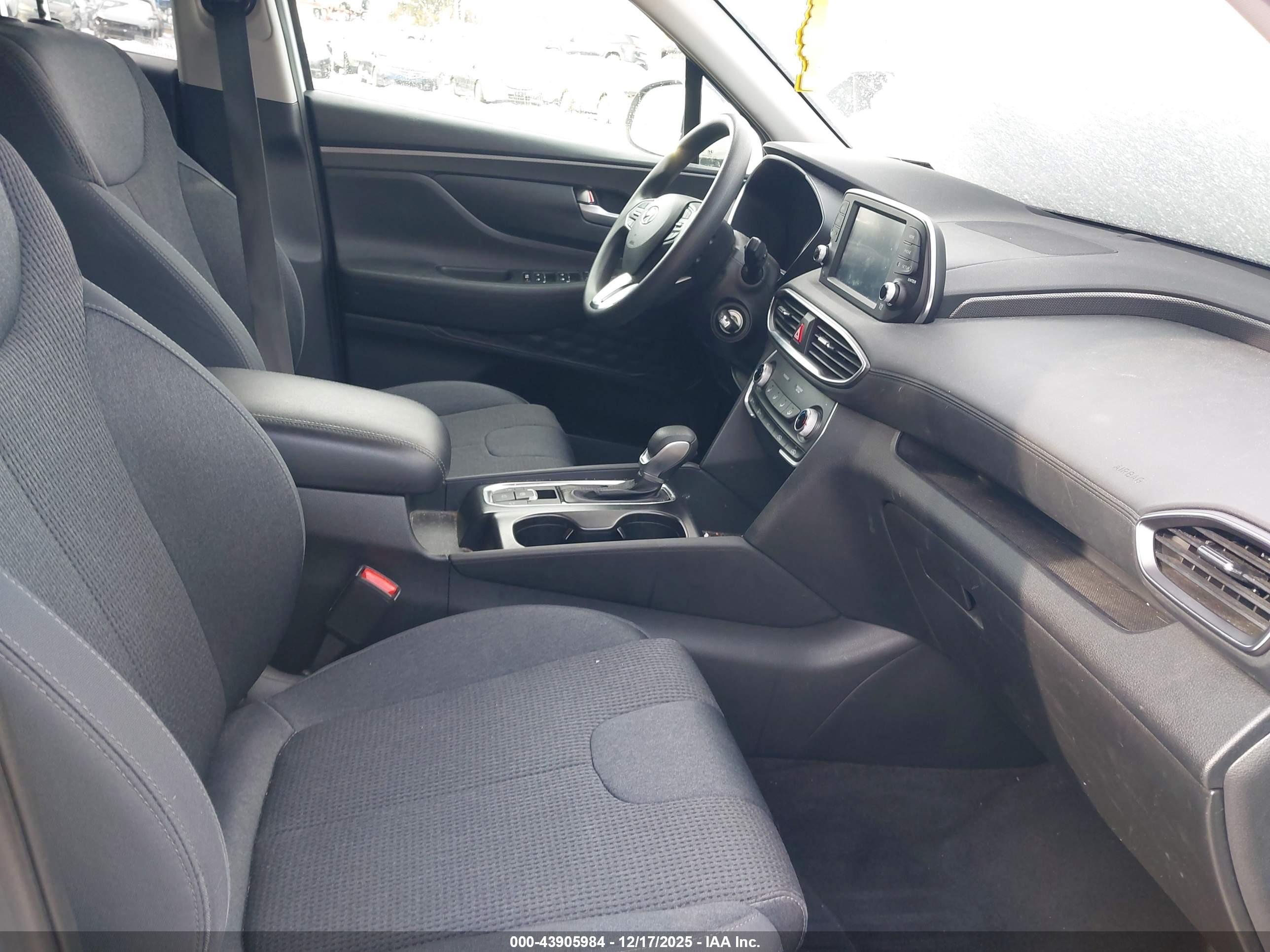 HYUNDAI SANTA image 5