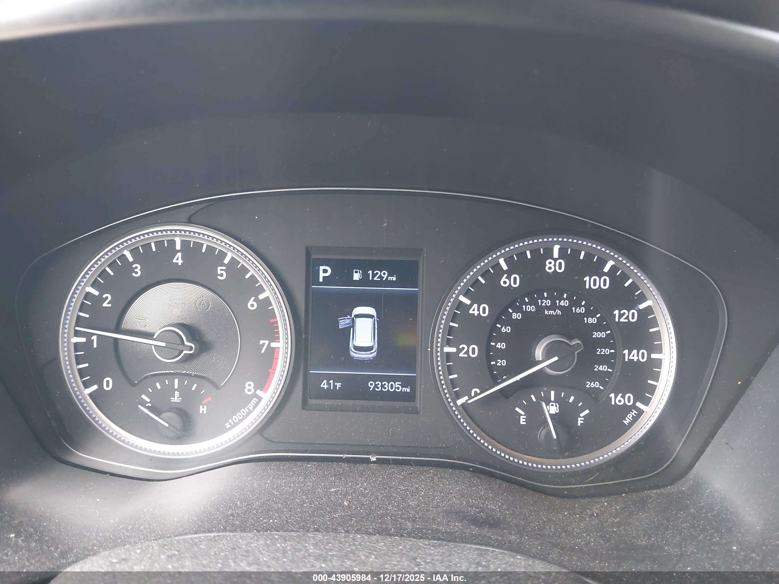 HYUNDAI SANTA image 7