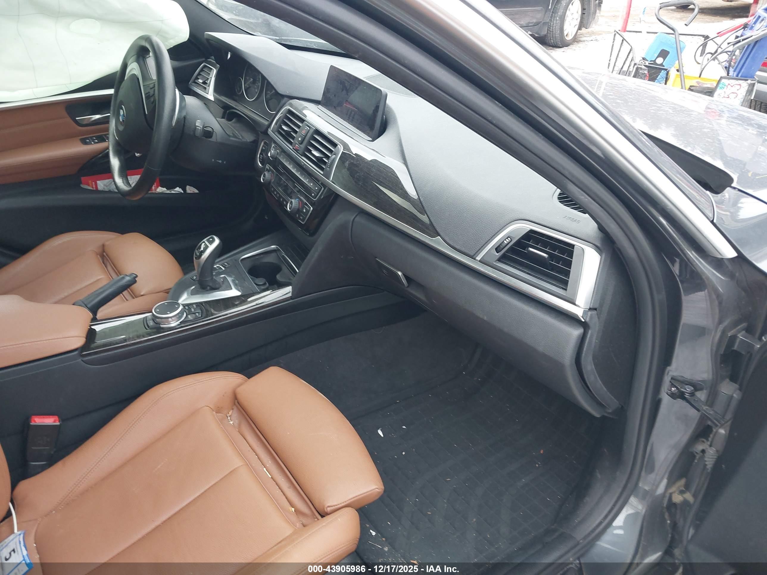 BMW 330I image 5
