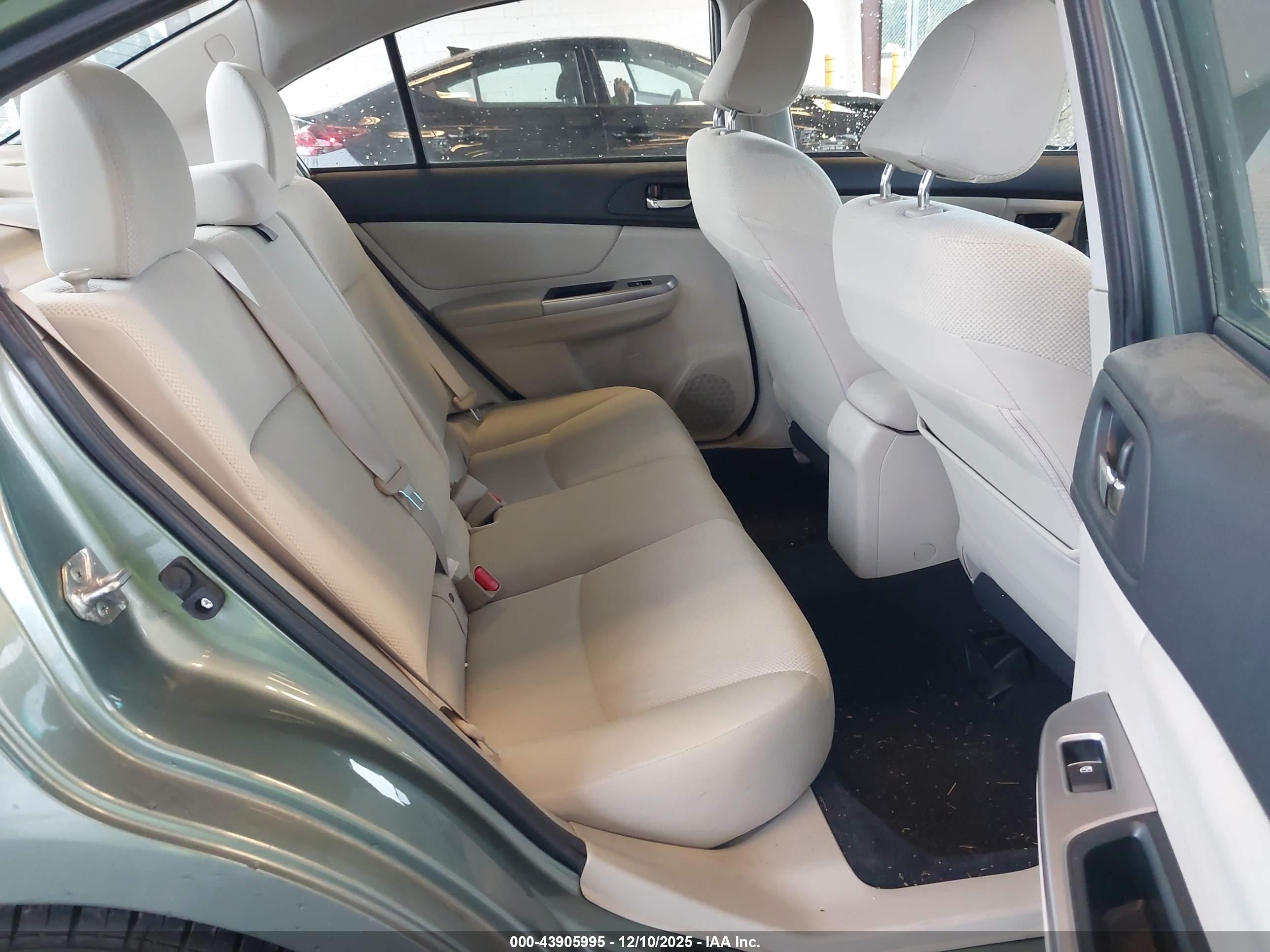 SUBARU IMPREZA image 8
