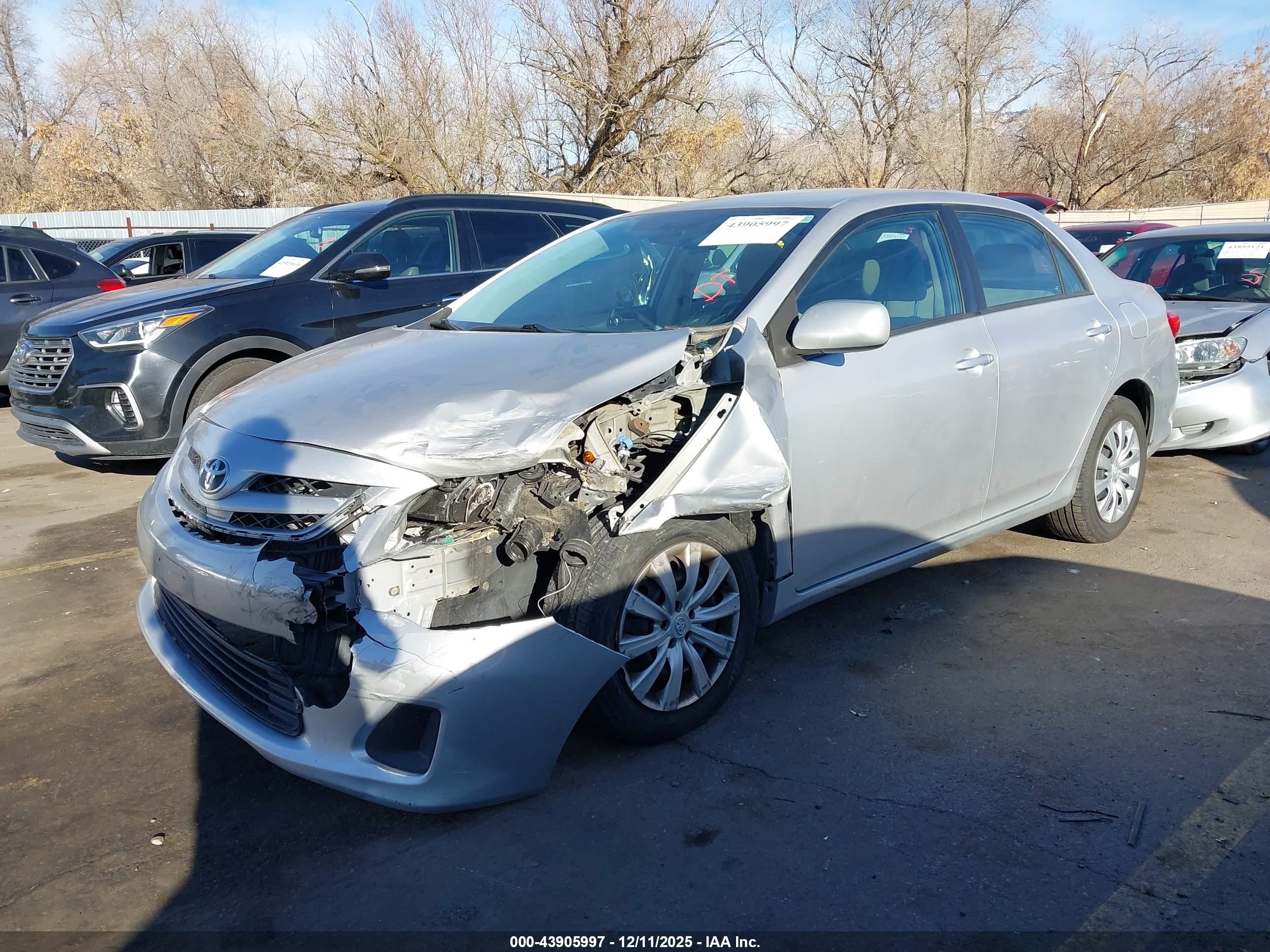 TOYOTA COROLLA image 2