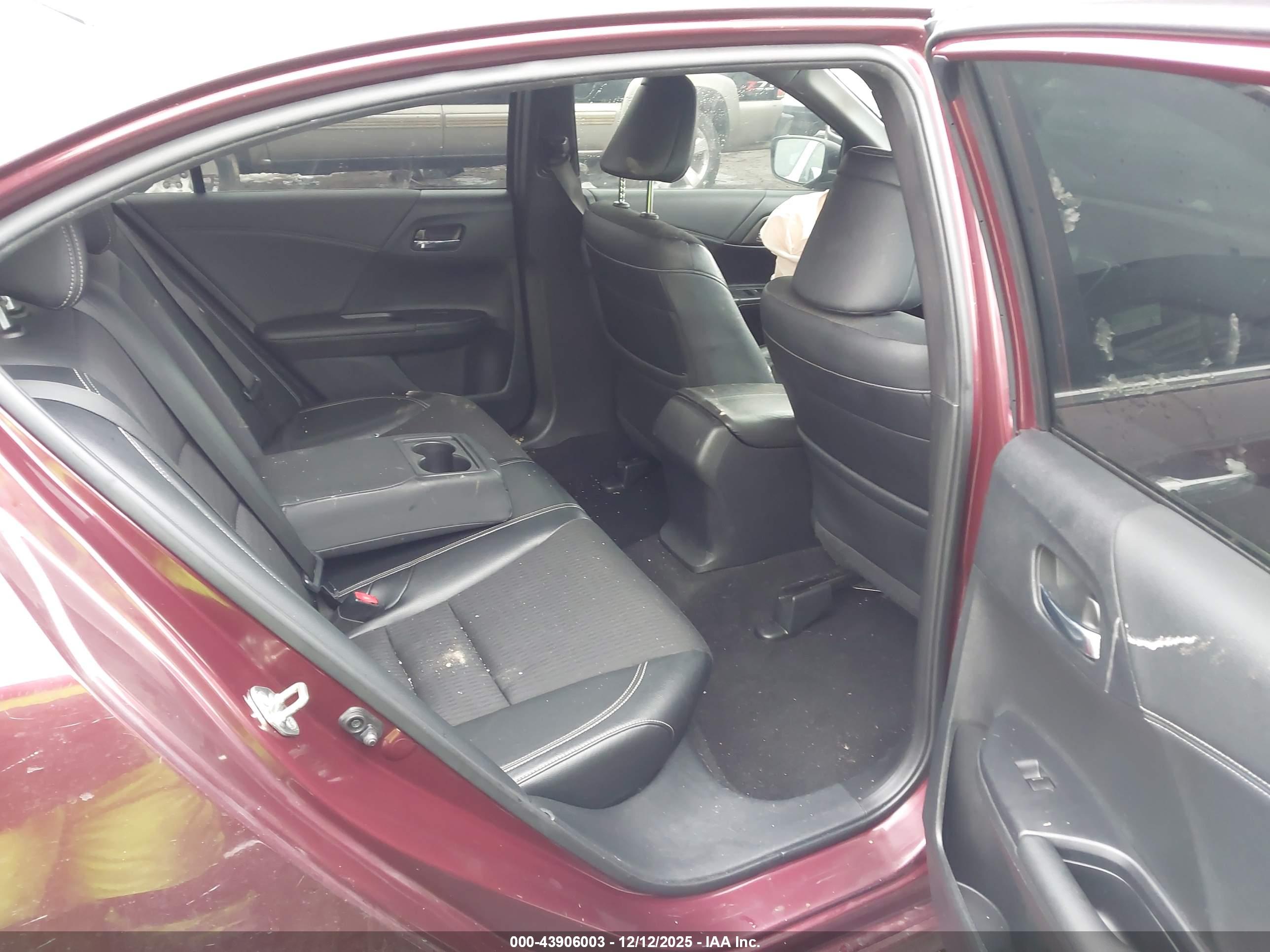 HONDA ACCORD image 8