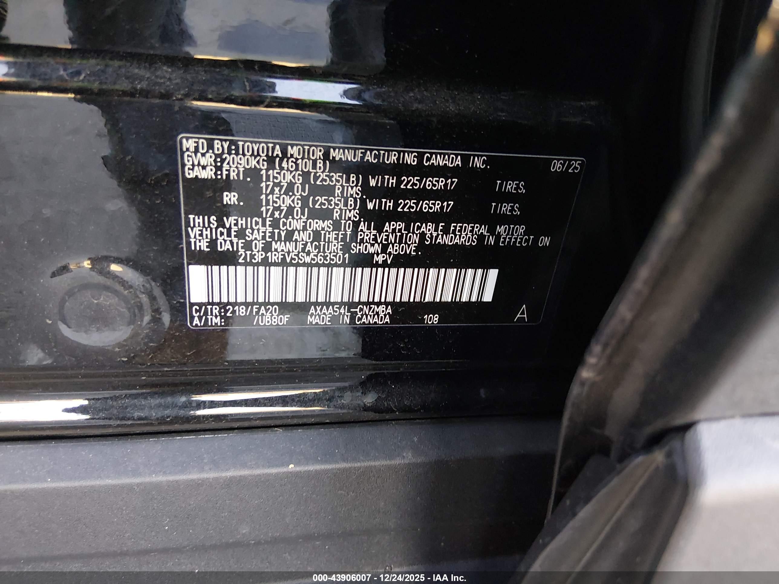 TOYOTA RAV4 image 9