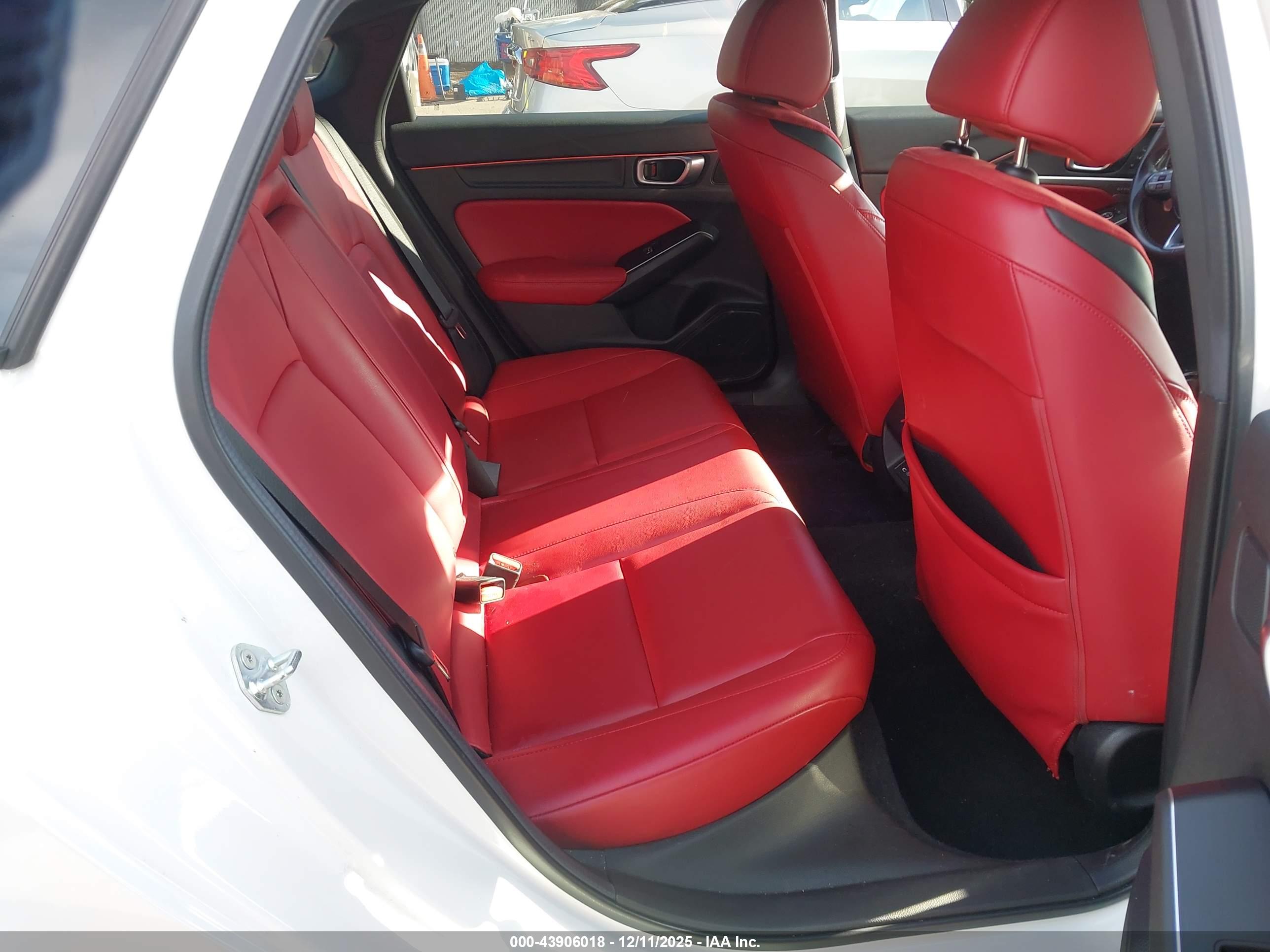 ACURA INTEGRA image 8