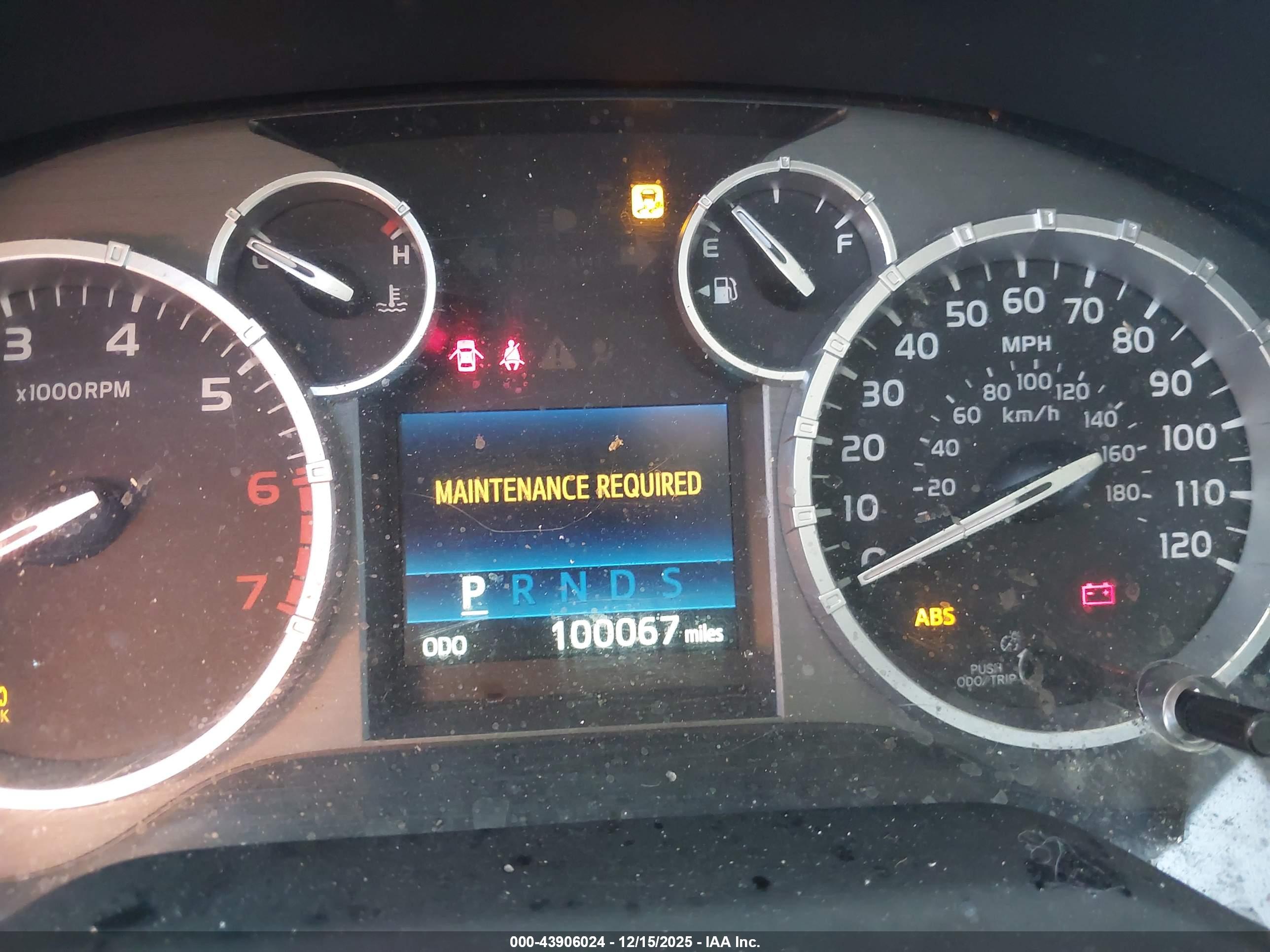 TOYOTA TUNDRA image 7