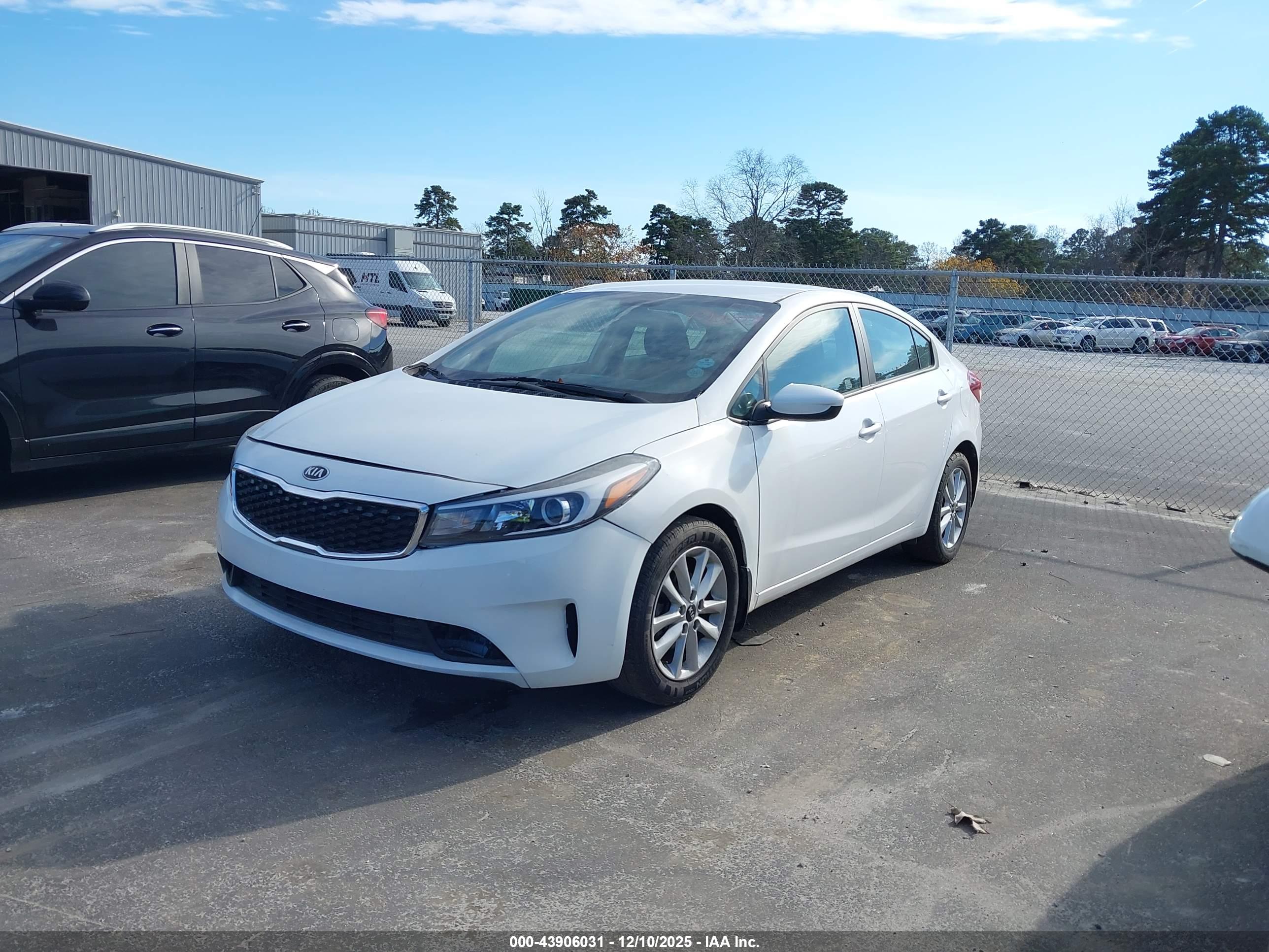 KIA FORTE image 2
