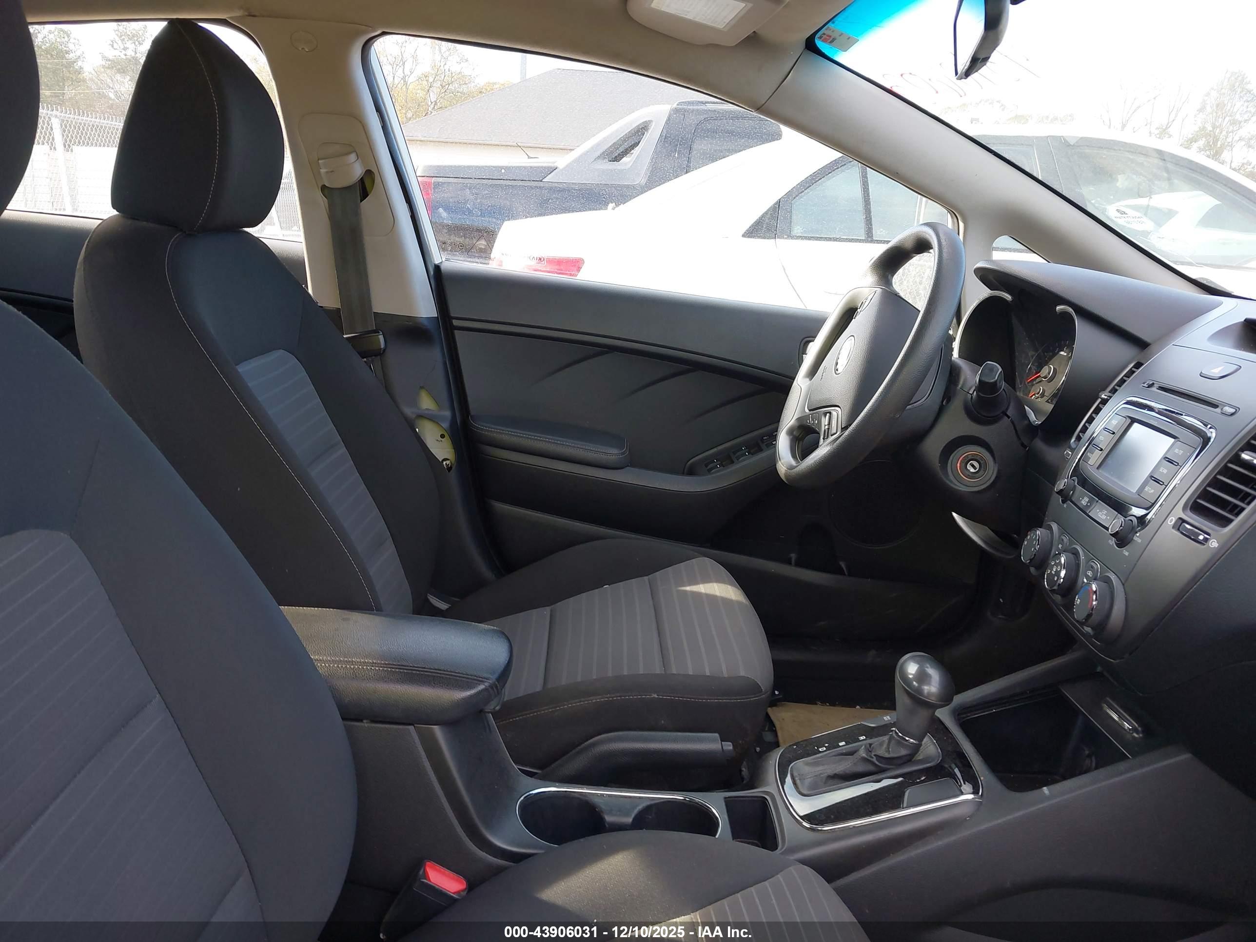 KIA FORTE image 5