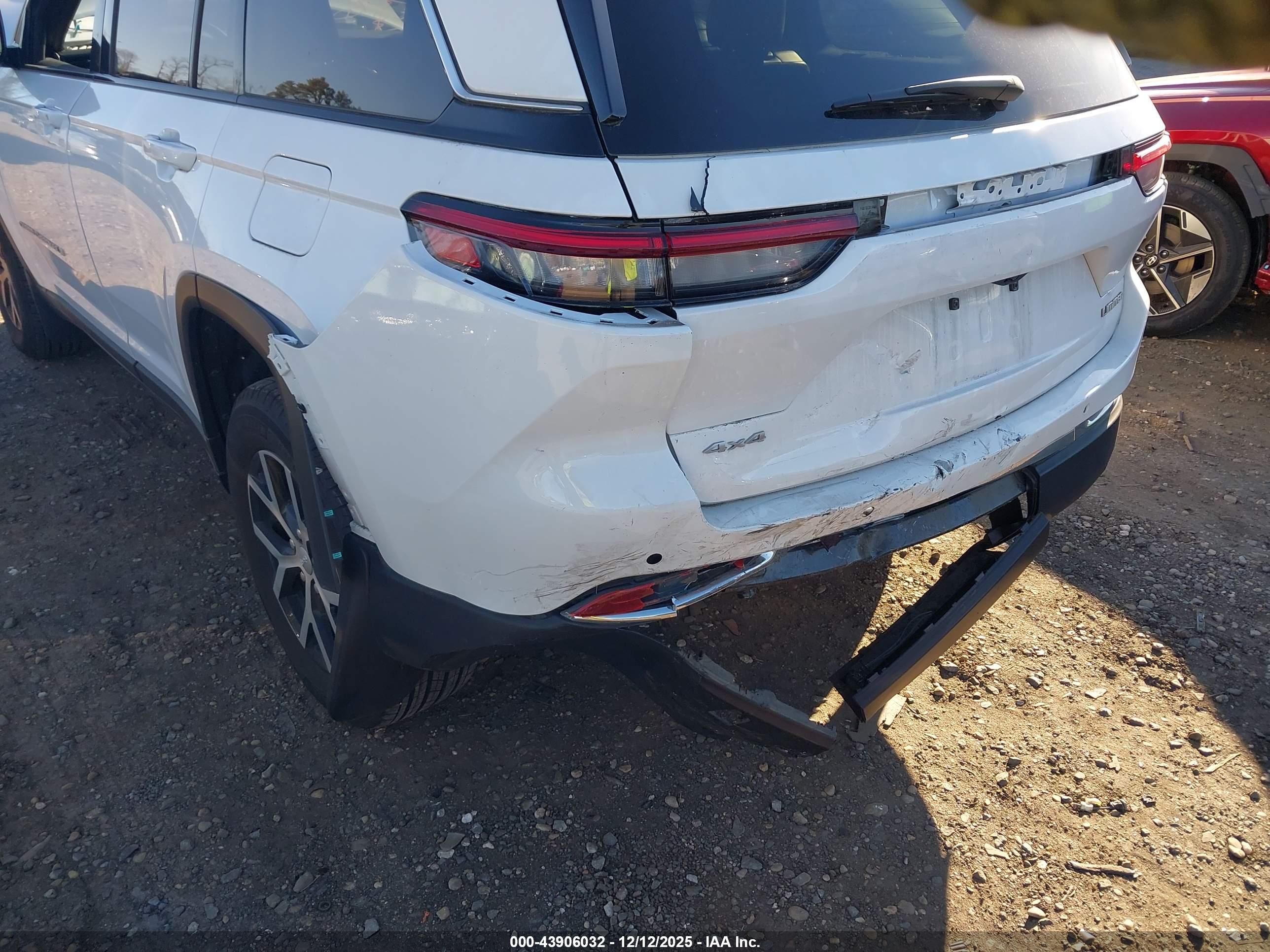 JEEP GRAND image 6