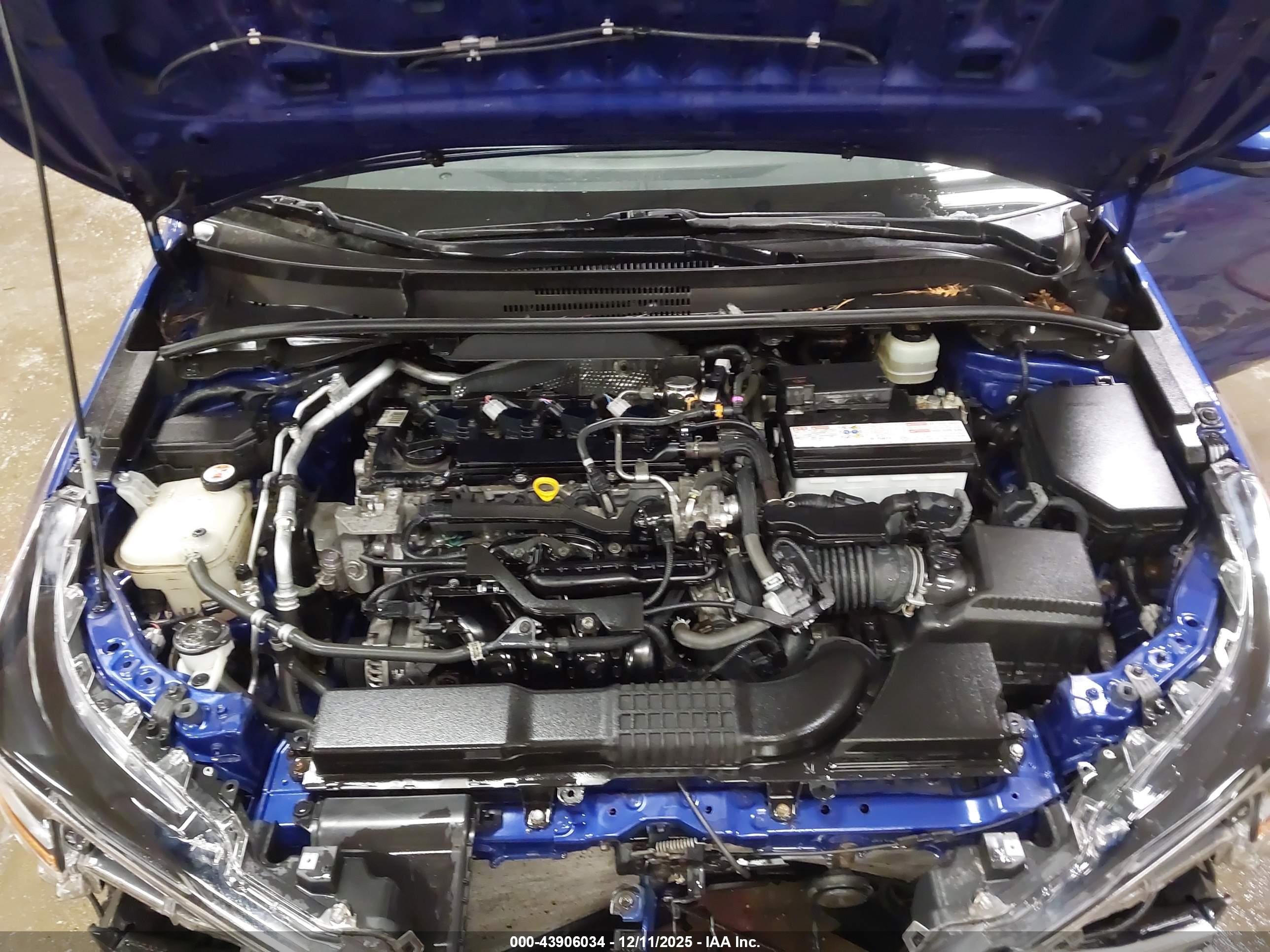 TOYOTA COROLLA image 10
