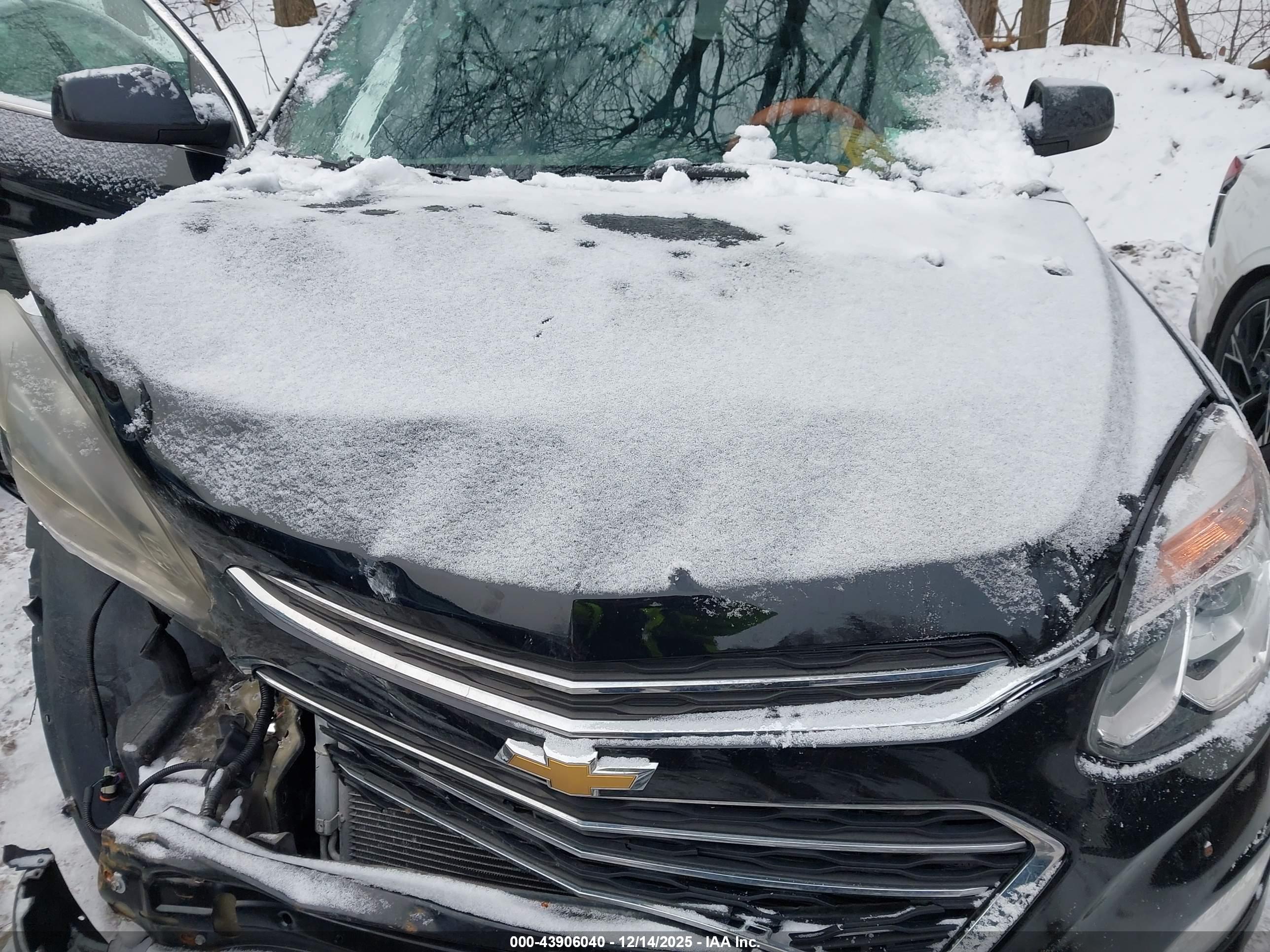 CHEVROLET EQUINOX image 10