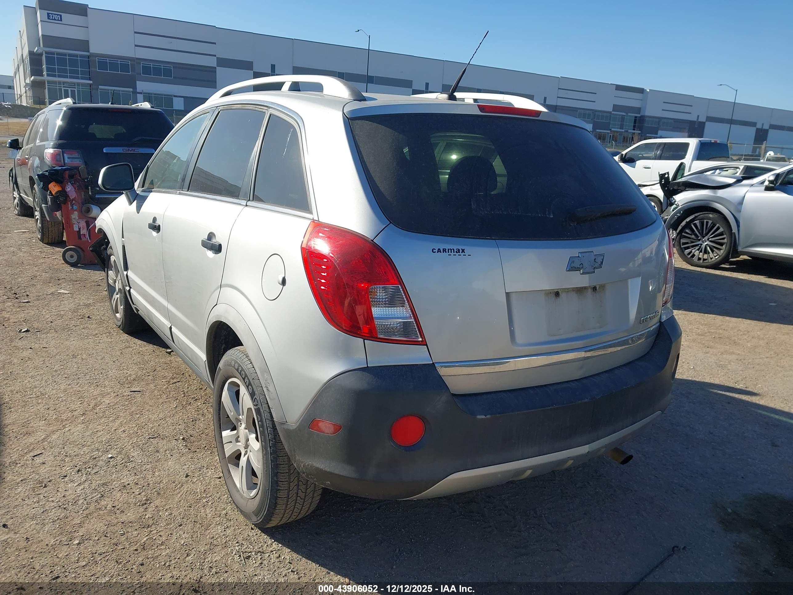 CHEVROLET CAPTIVA image 3