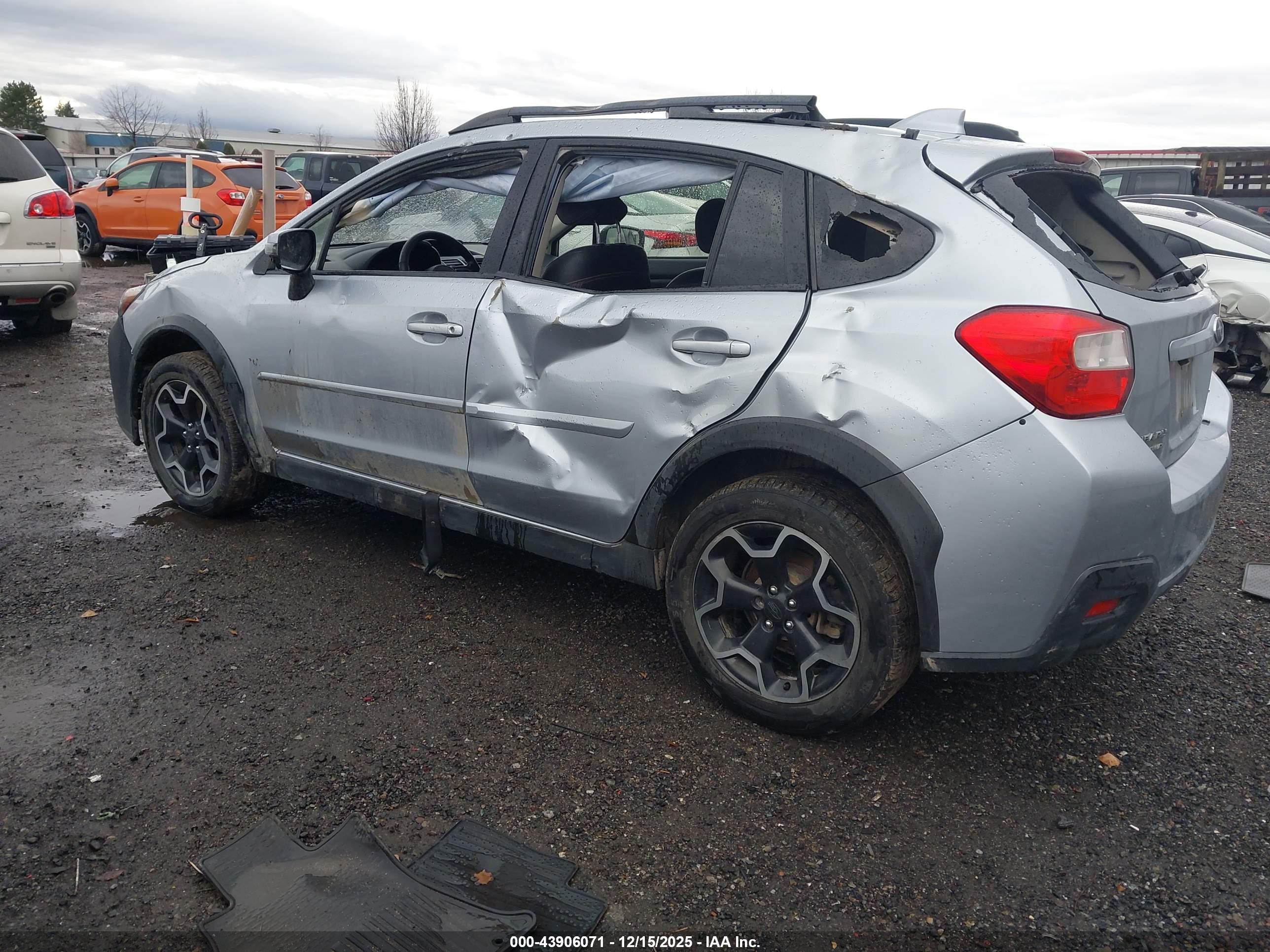 SUBARU CROSSTREK image 3