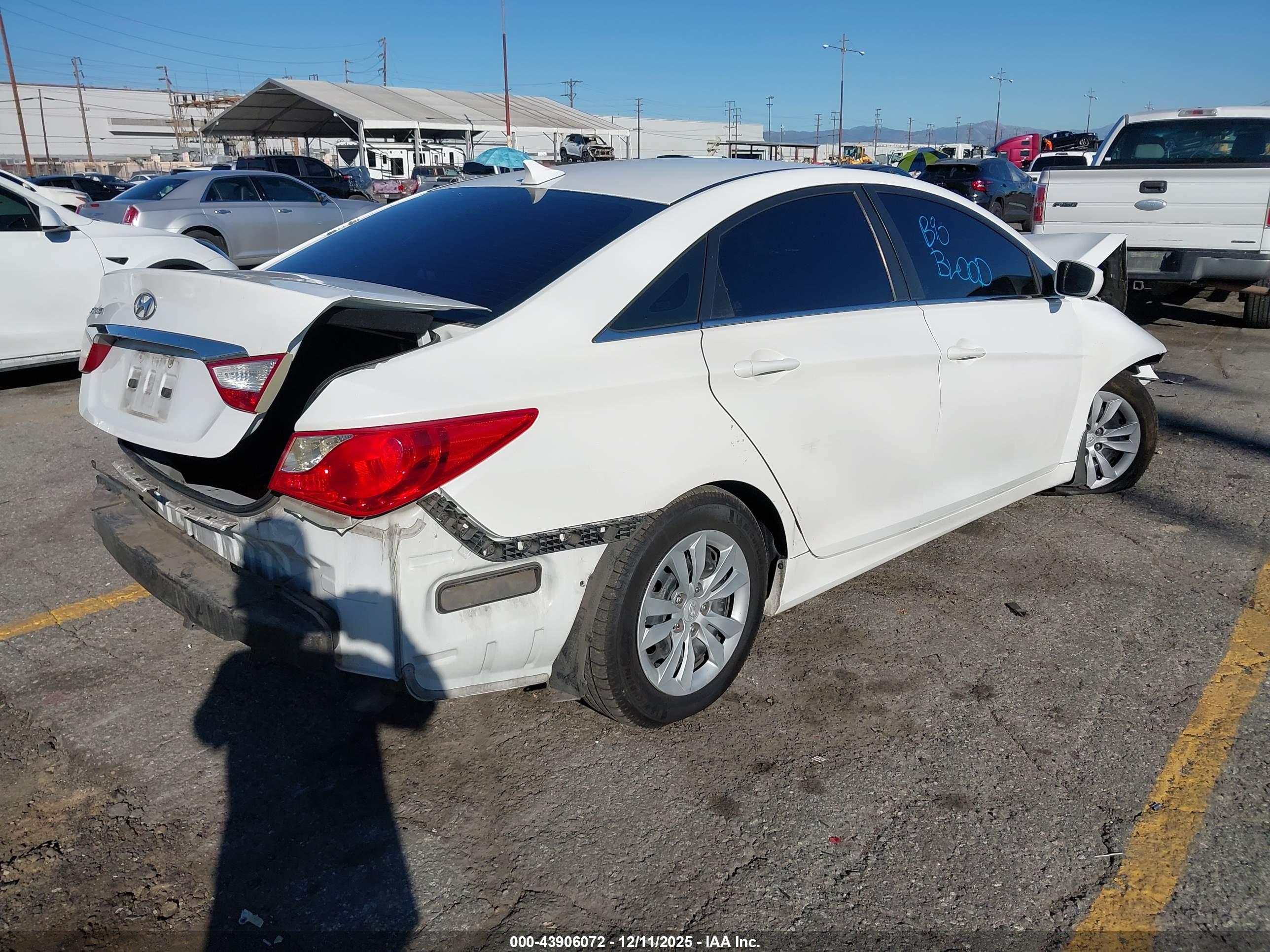HYUNDAI SONATA image 4