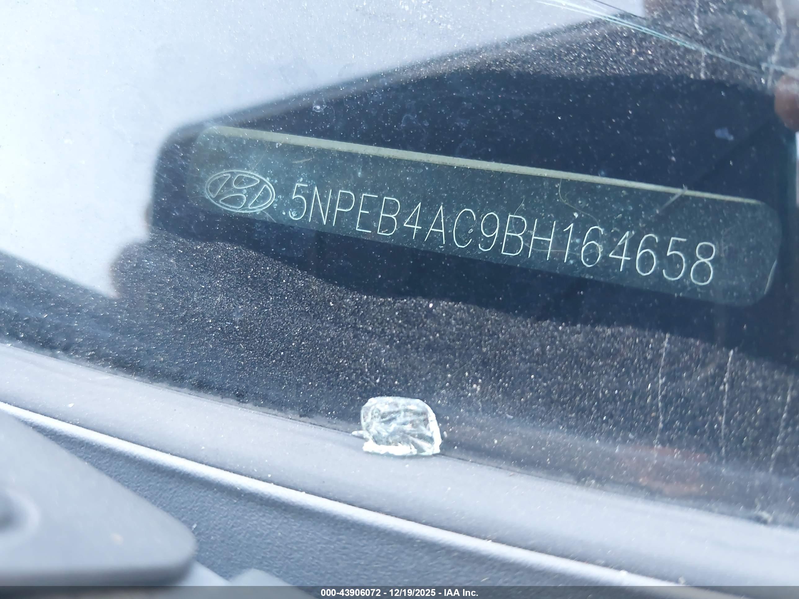 HYUNDAI SONATA image 9