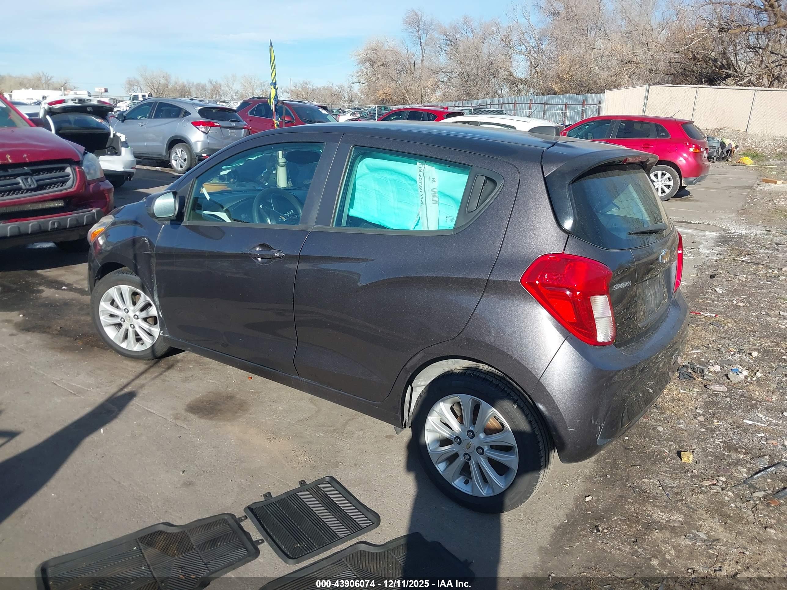 CHEVROLET SPARK image 3