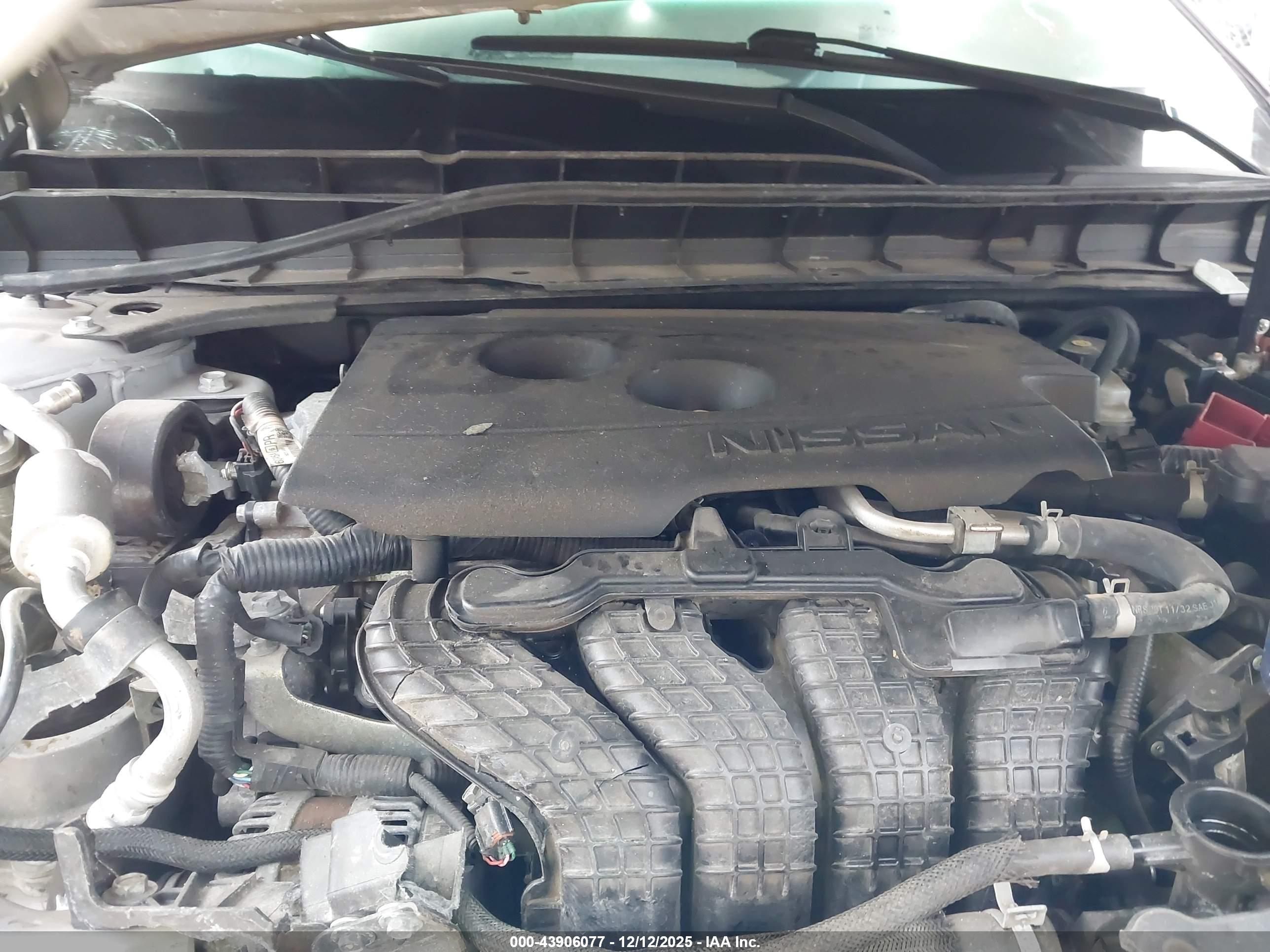 NISSAN ALTIMA image 10