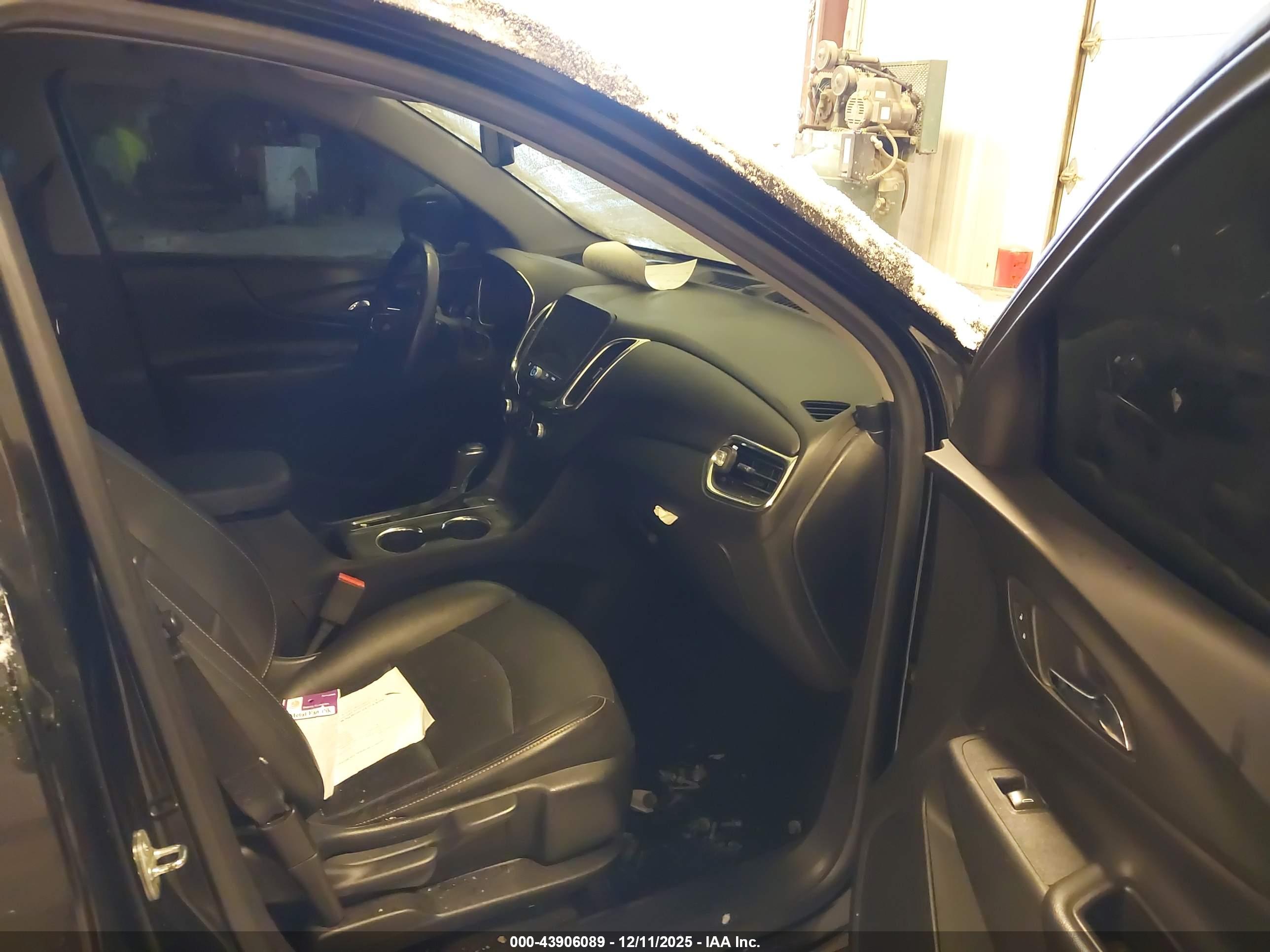 CHEVROLET EQUINOX image 5