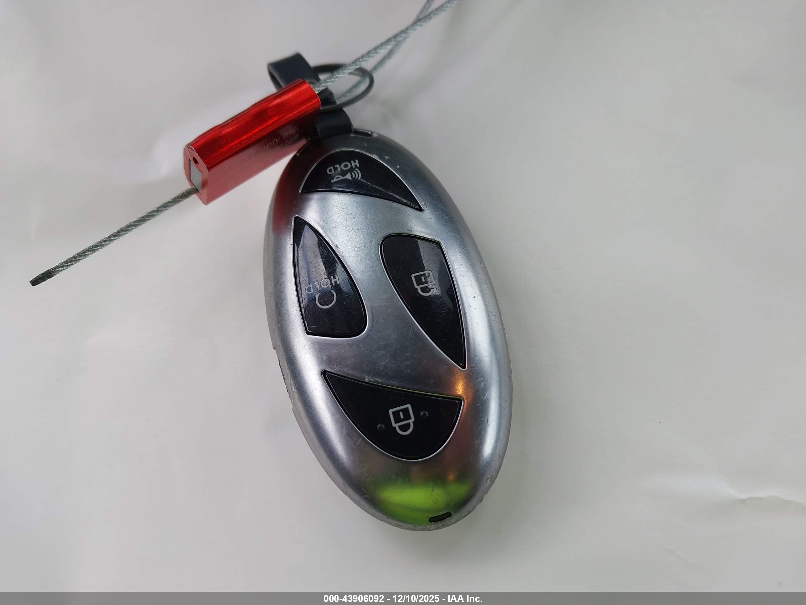 HYUNDAI ELANTRA image 11