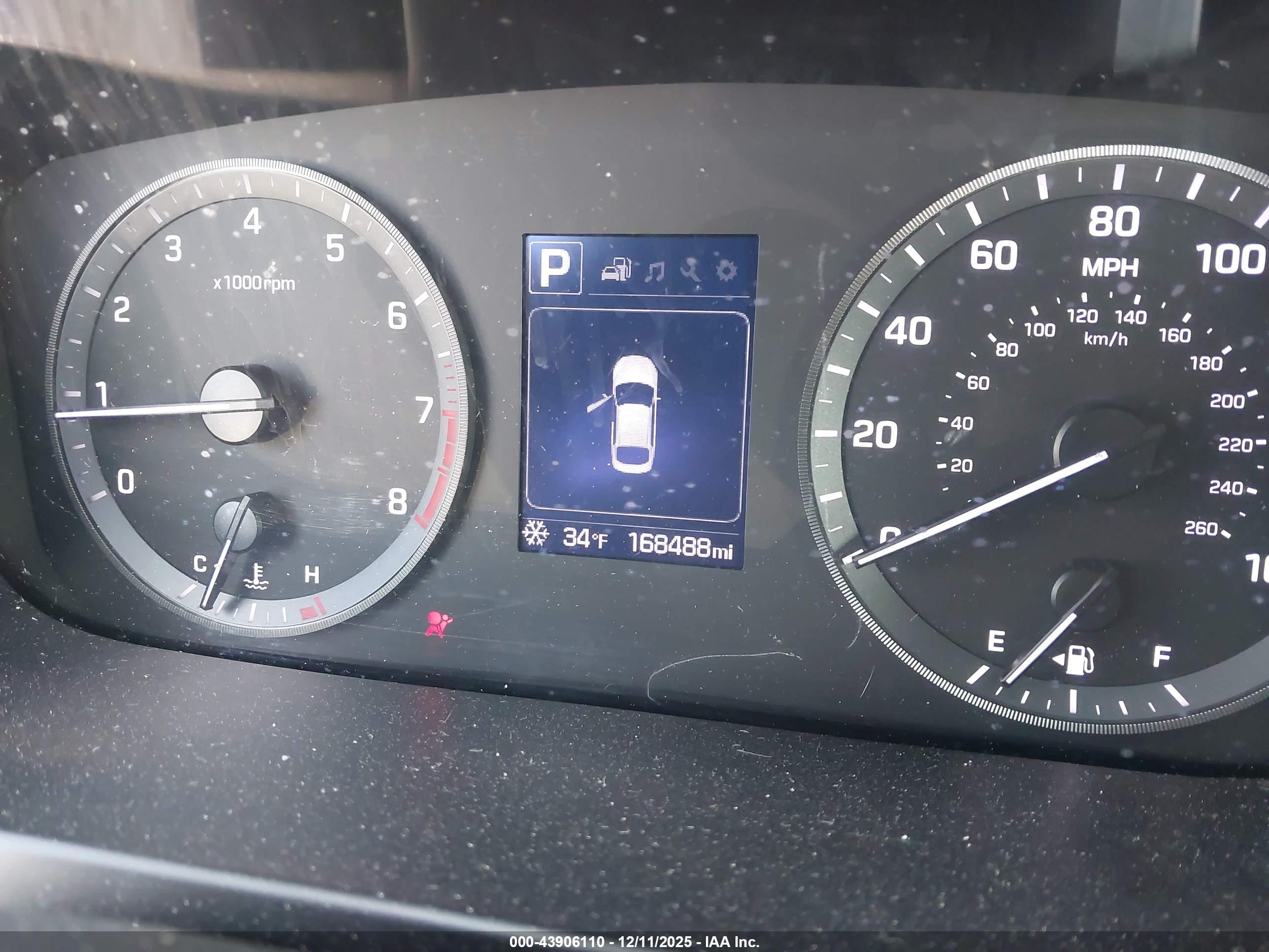 HYUNDAI SONATA image 7