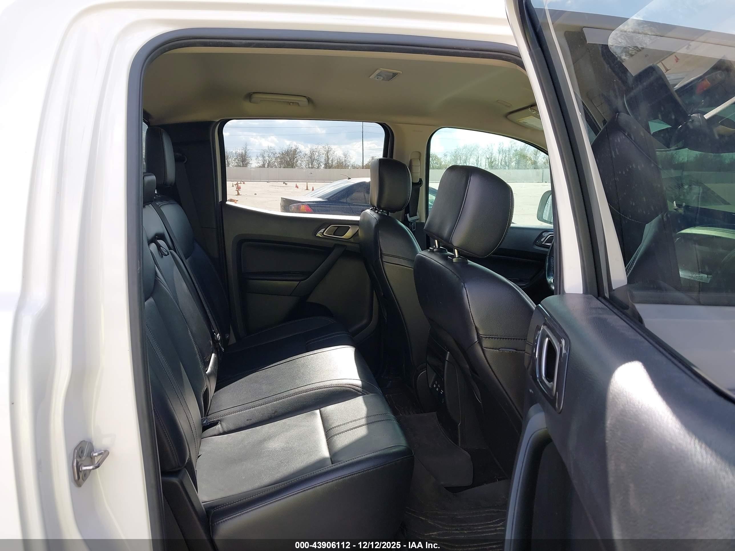 FORD RANGER image 8