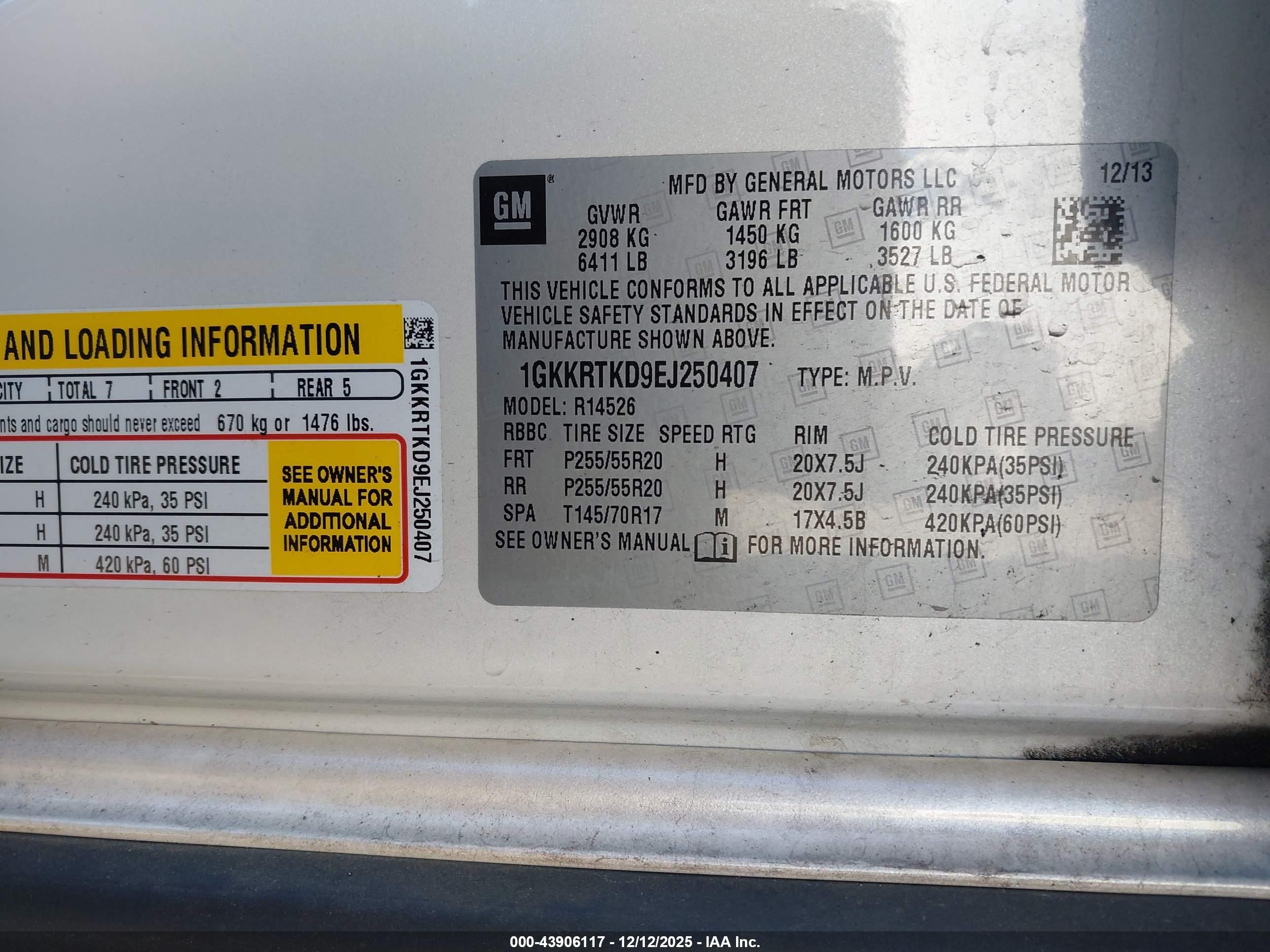 GMC ACADIA image 9