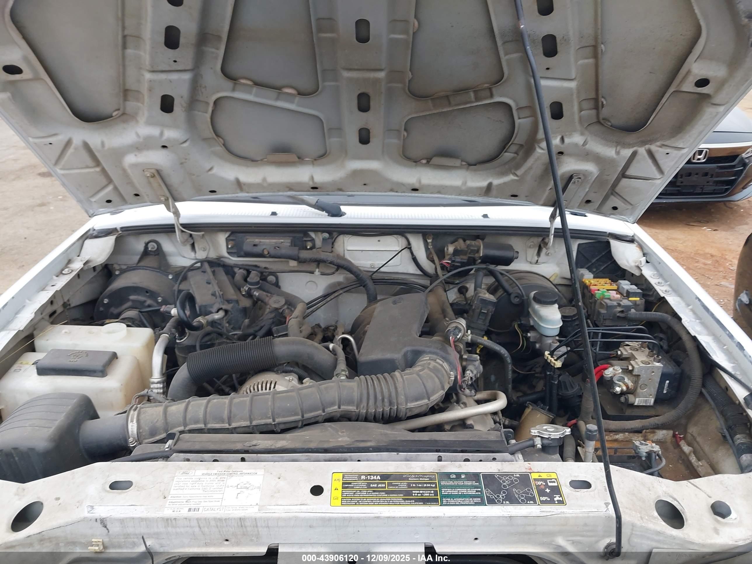 FORD RANGER image 10