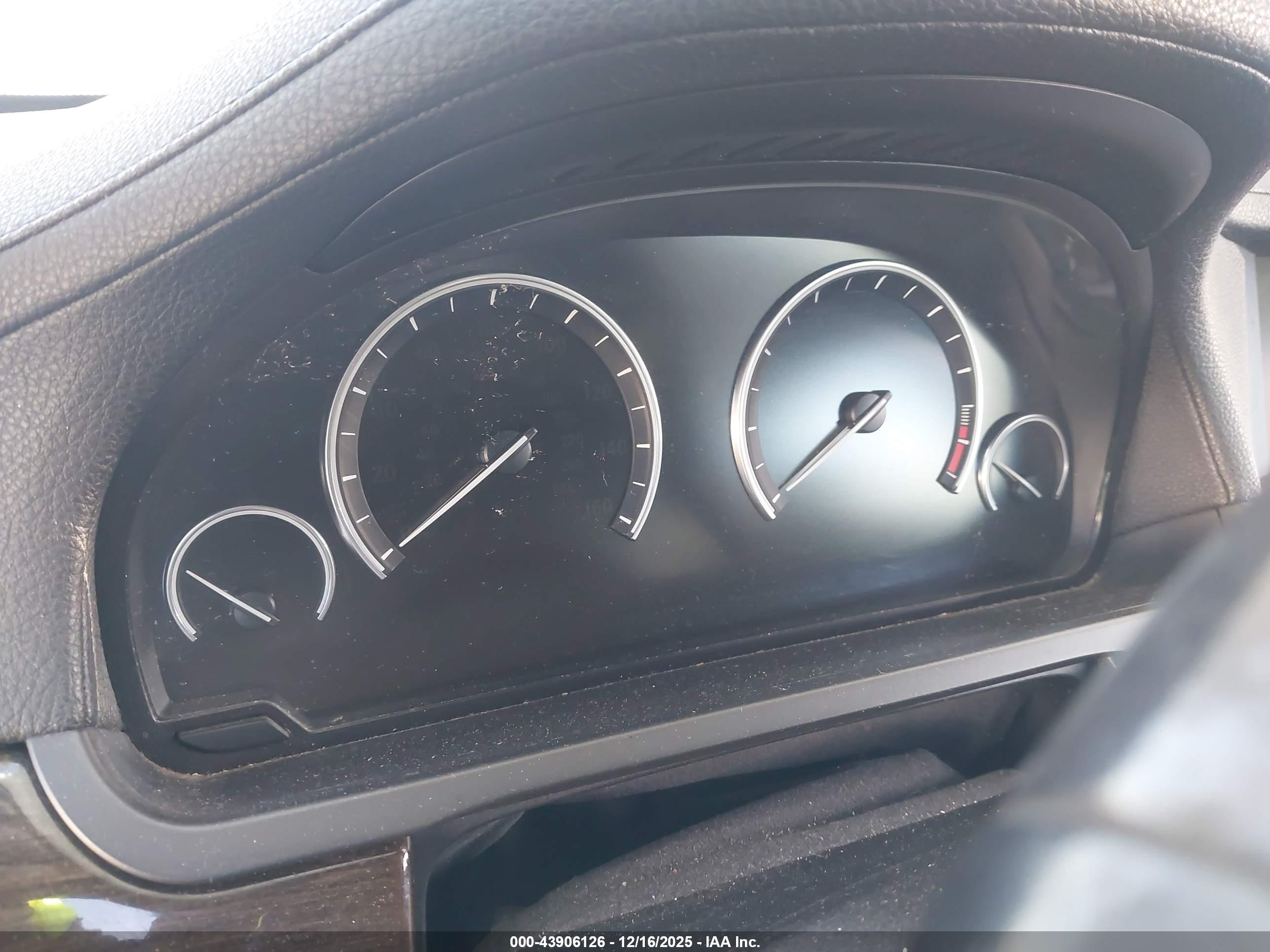 BMW 750LI image 7