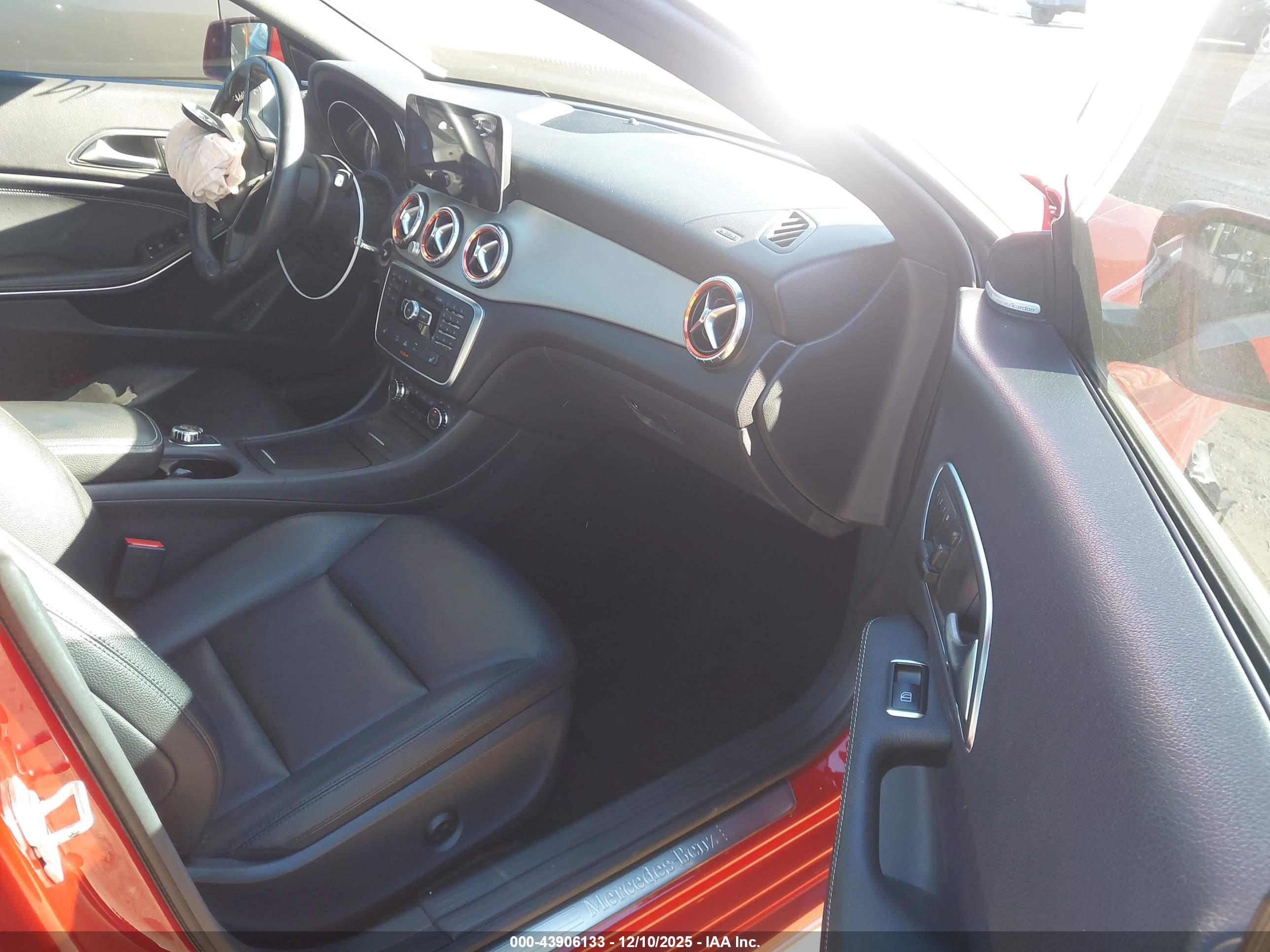 MERCEDES-BENZ CLA image 5