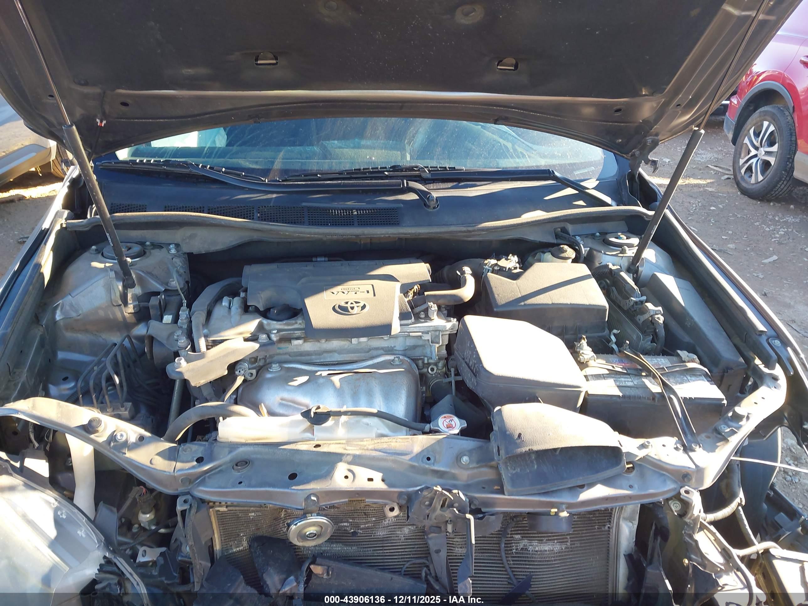 TOYOTA CAMRY image 10