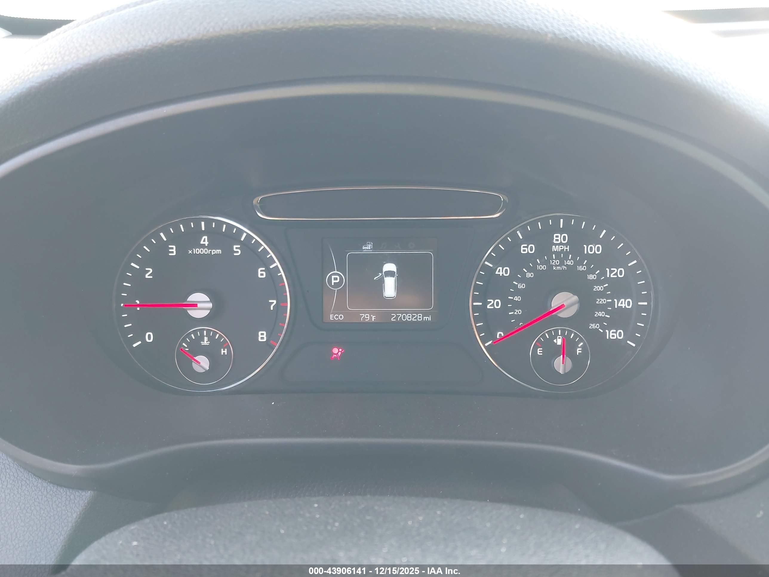 KIA SORENTO image 7