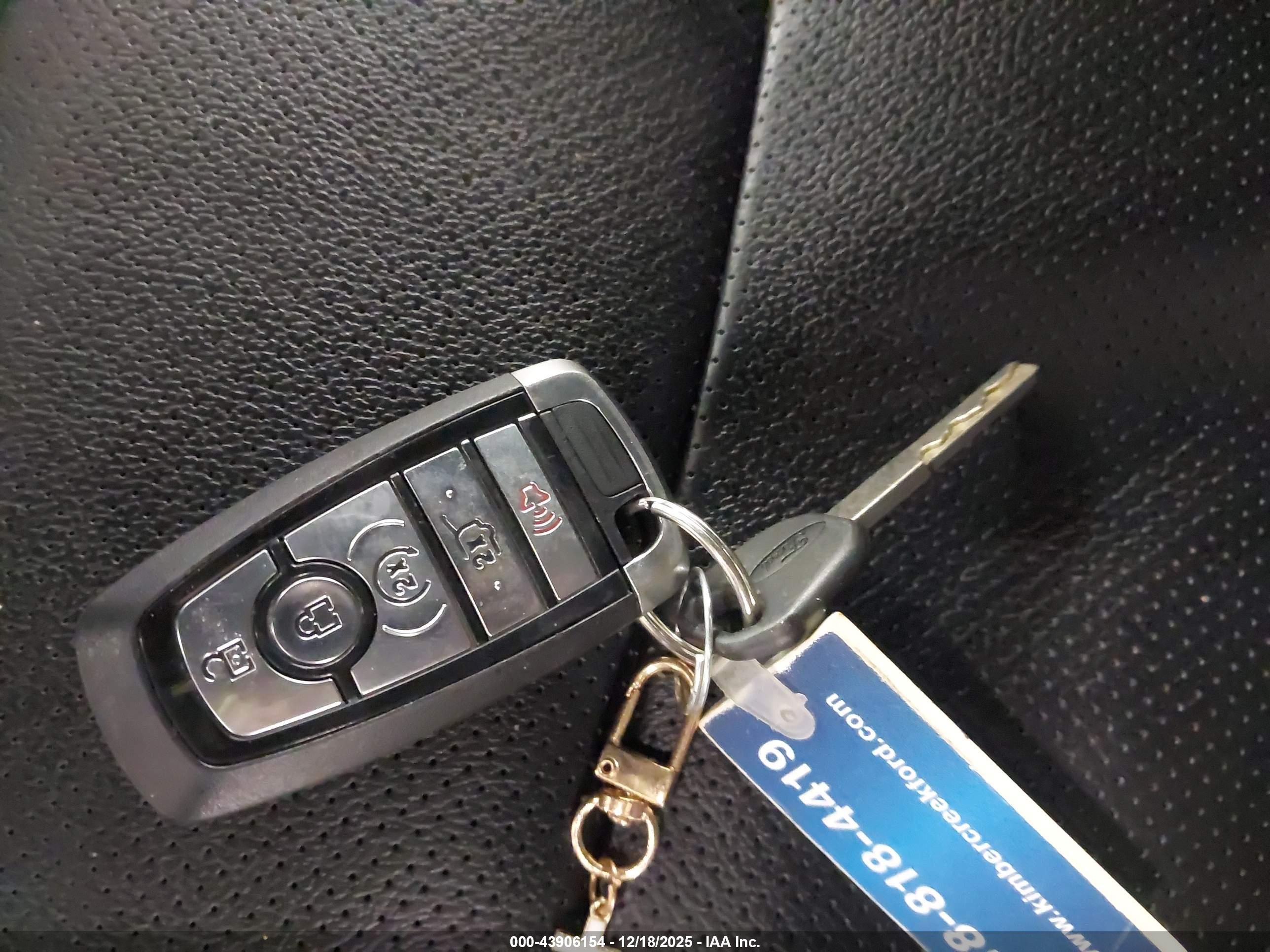 FORD EXPLORER image 11