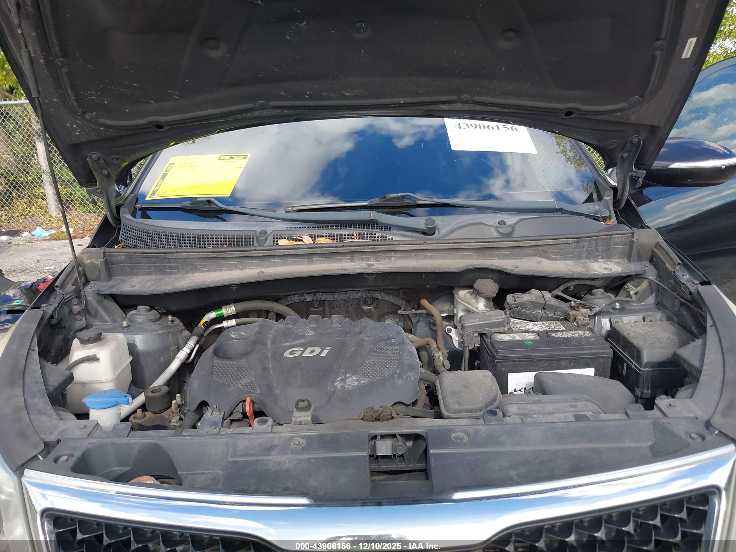 KIA SPORTAGE image 10