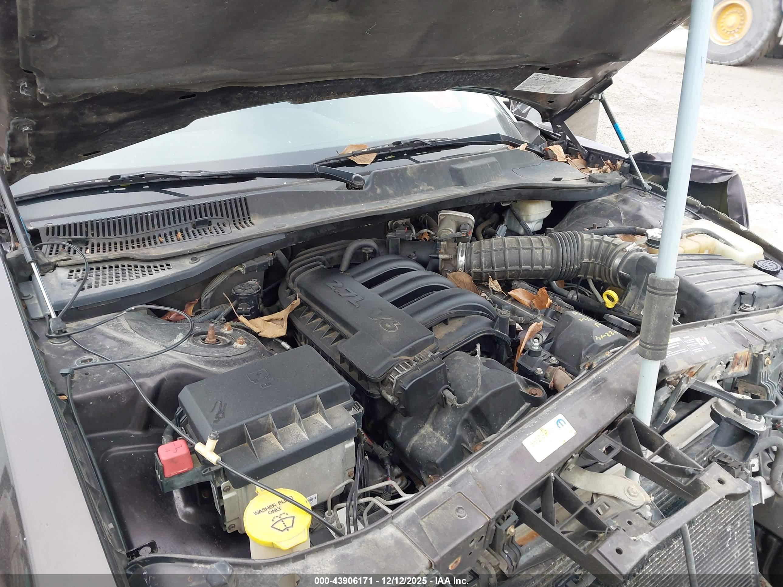 CHRYSLER 300 image 10