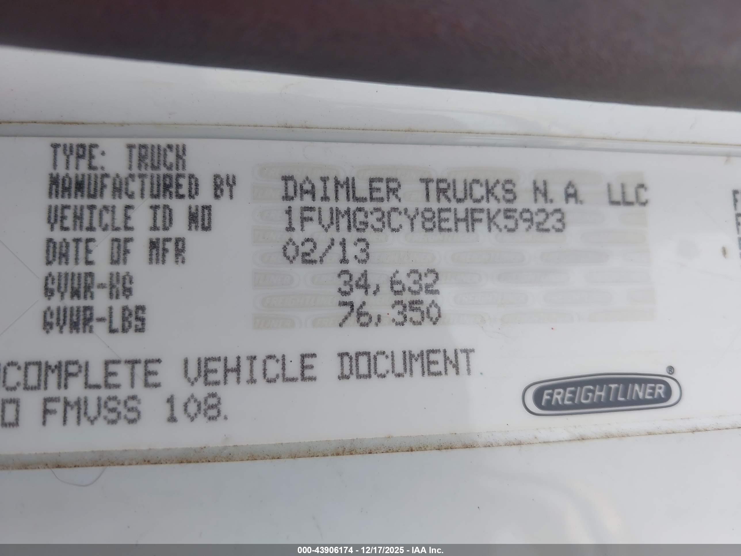 FREIGHTLINER 114SD image 9