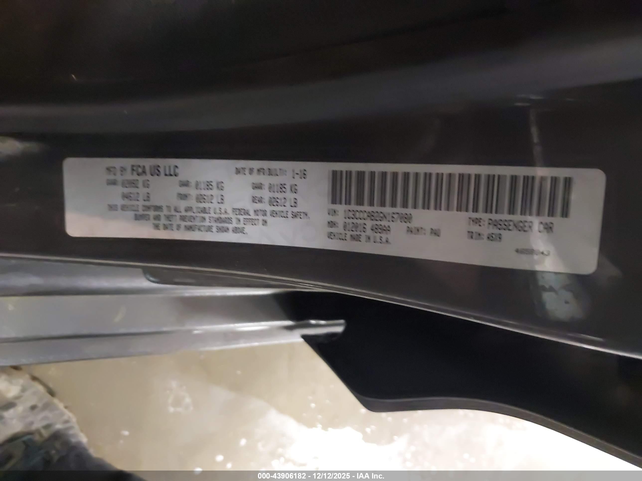 CHRYSLER 200 image 9
