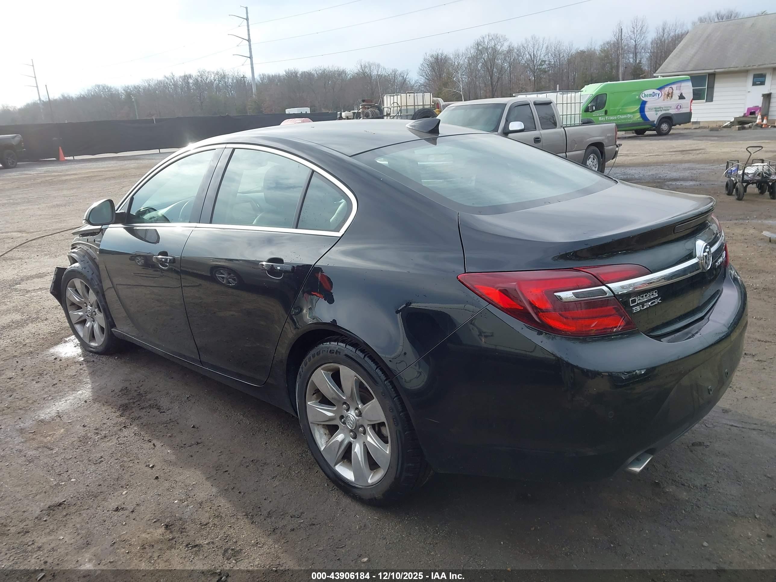 BUICK REGAL image 3