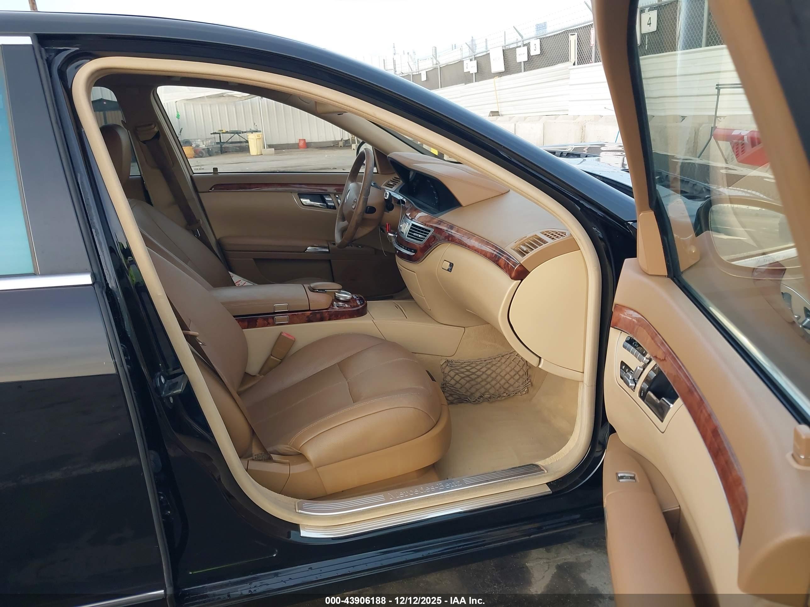 MERCEDES-BENZ S image 5