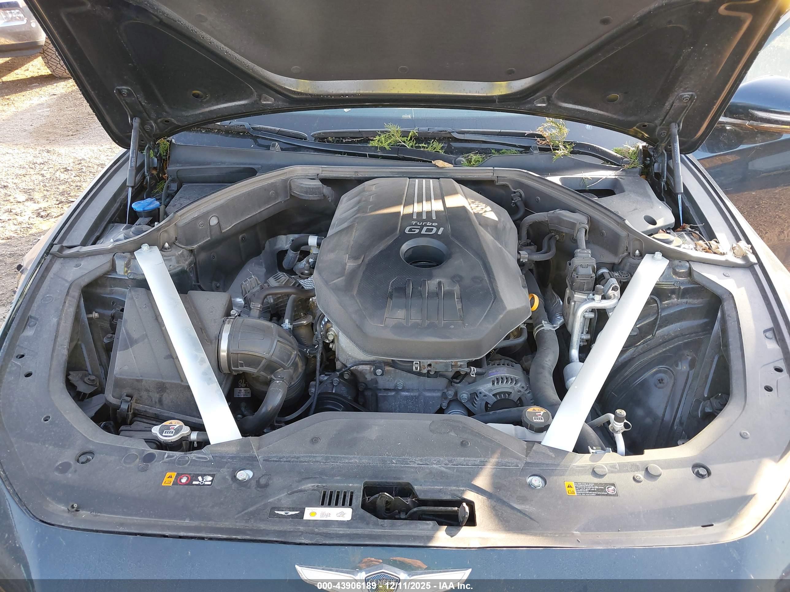 GENESIS G70 image 10