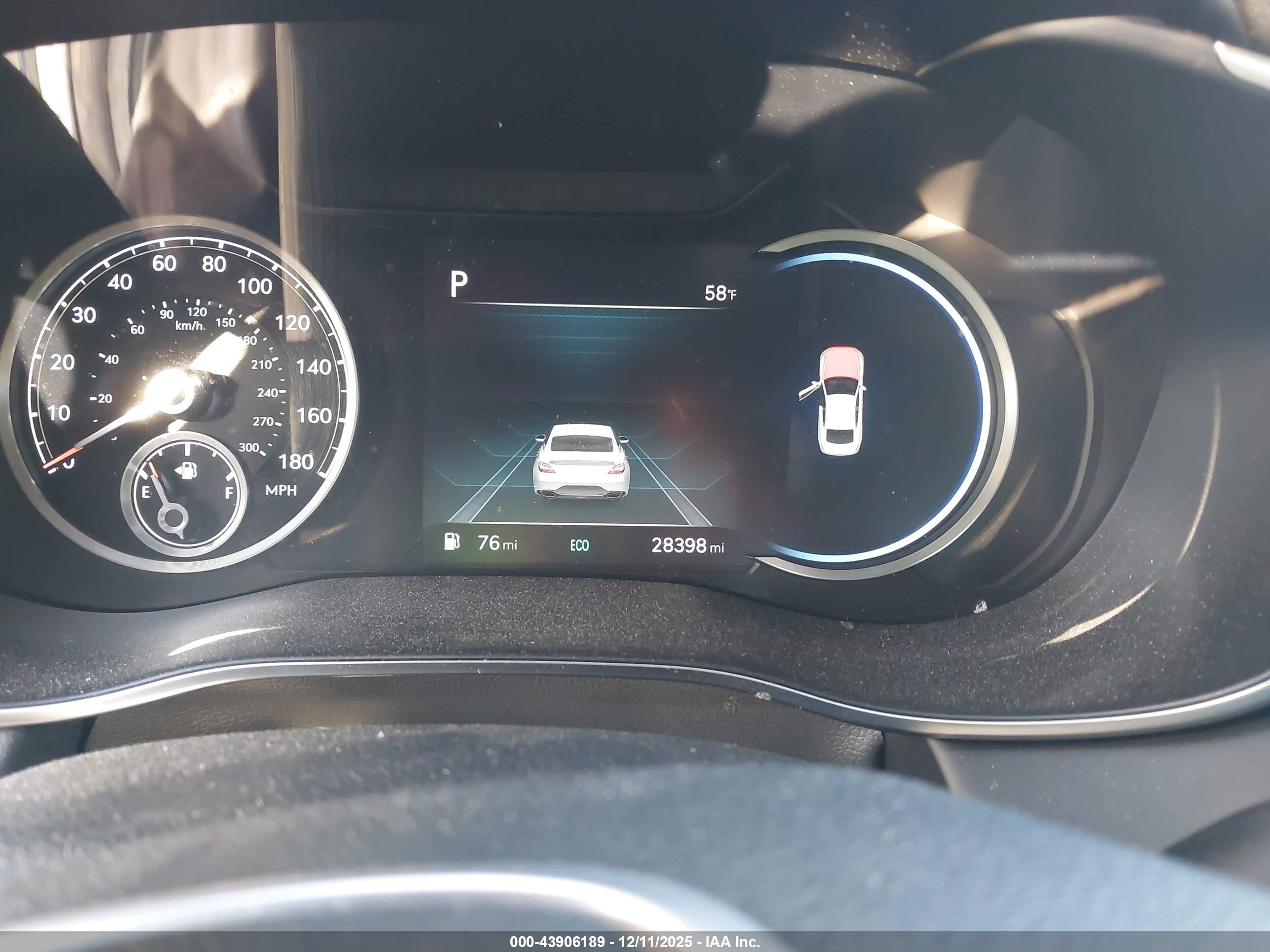 GENESIS G70 image 7
