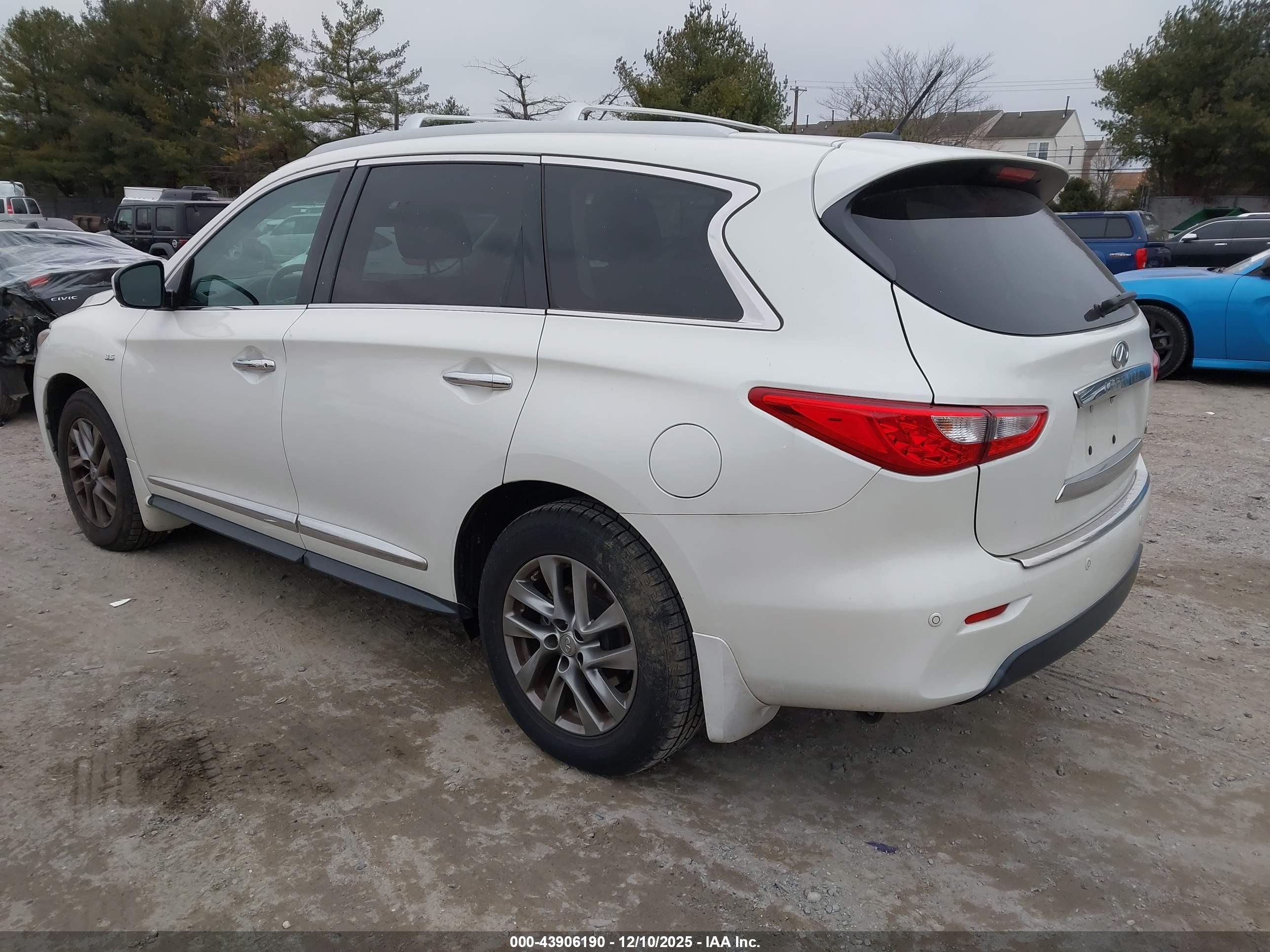 INFINITI QX60 image 3