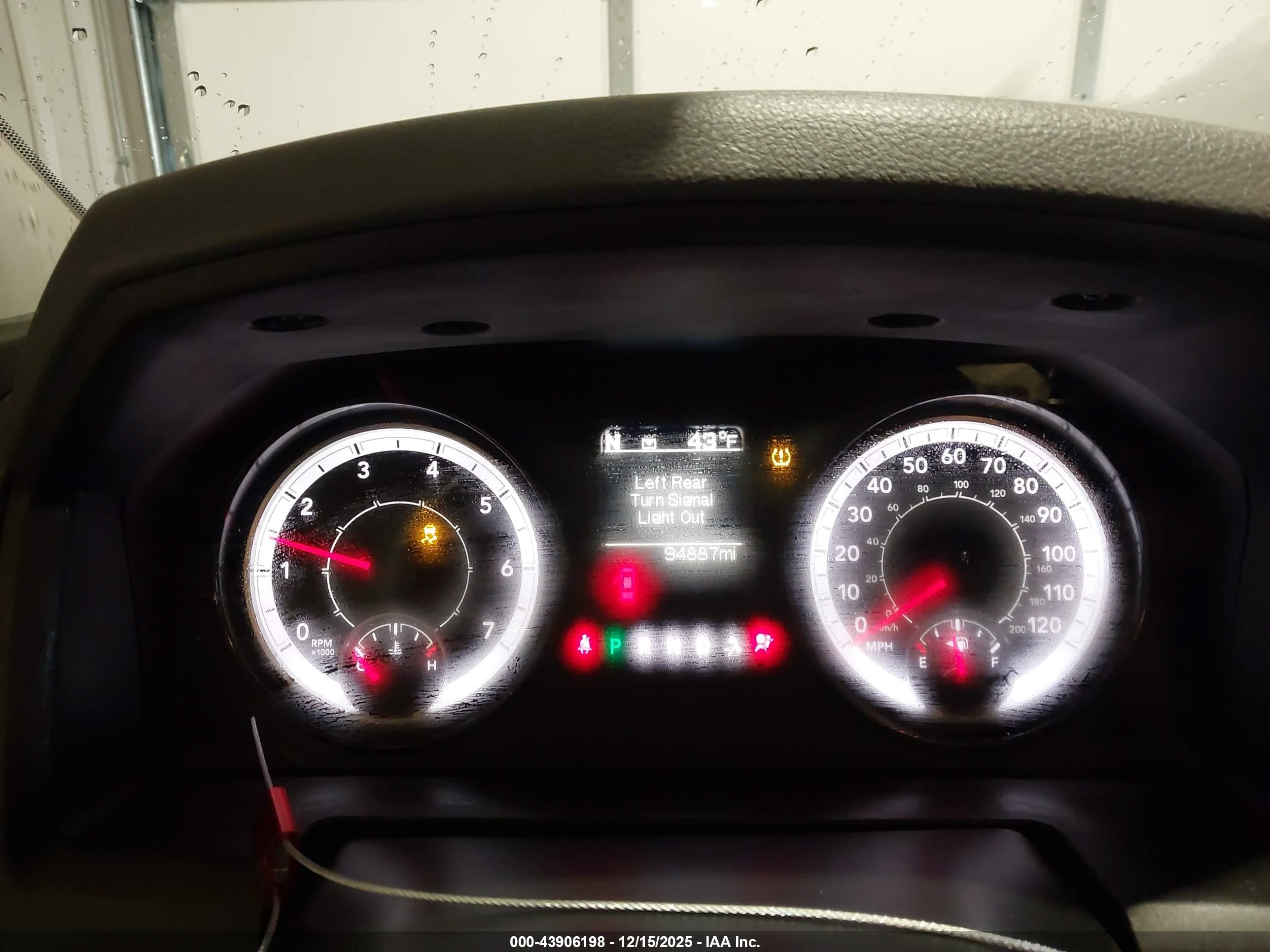 RAM 1500 image 7