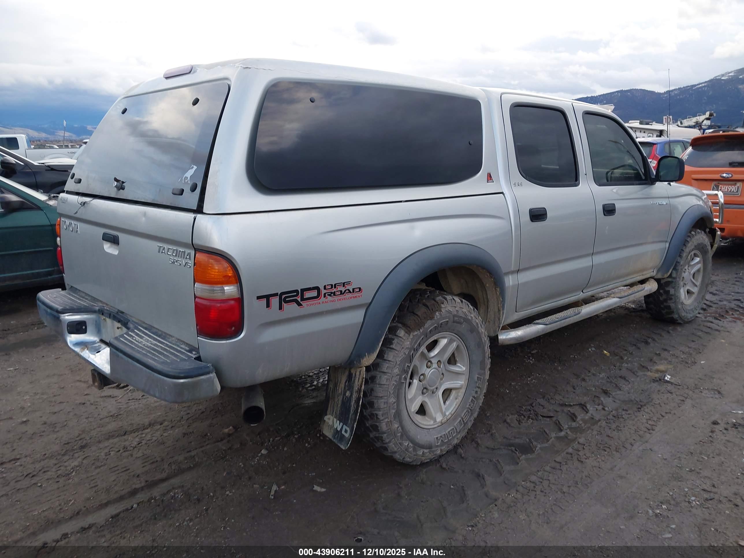 TOYOTA TACOMA image 4
