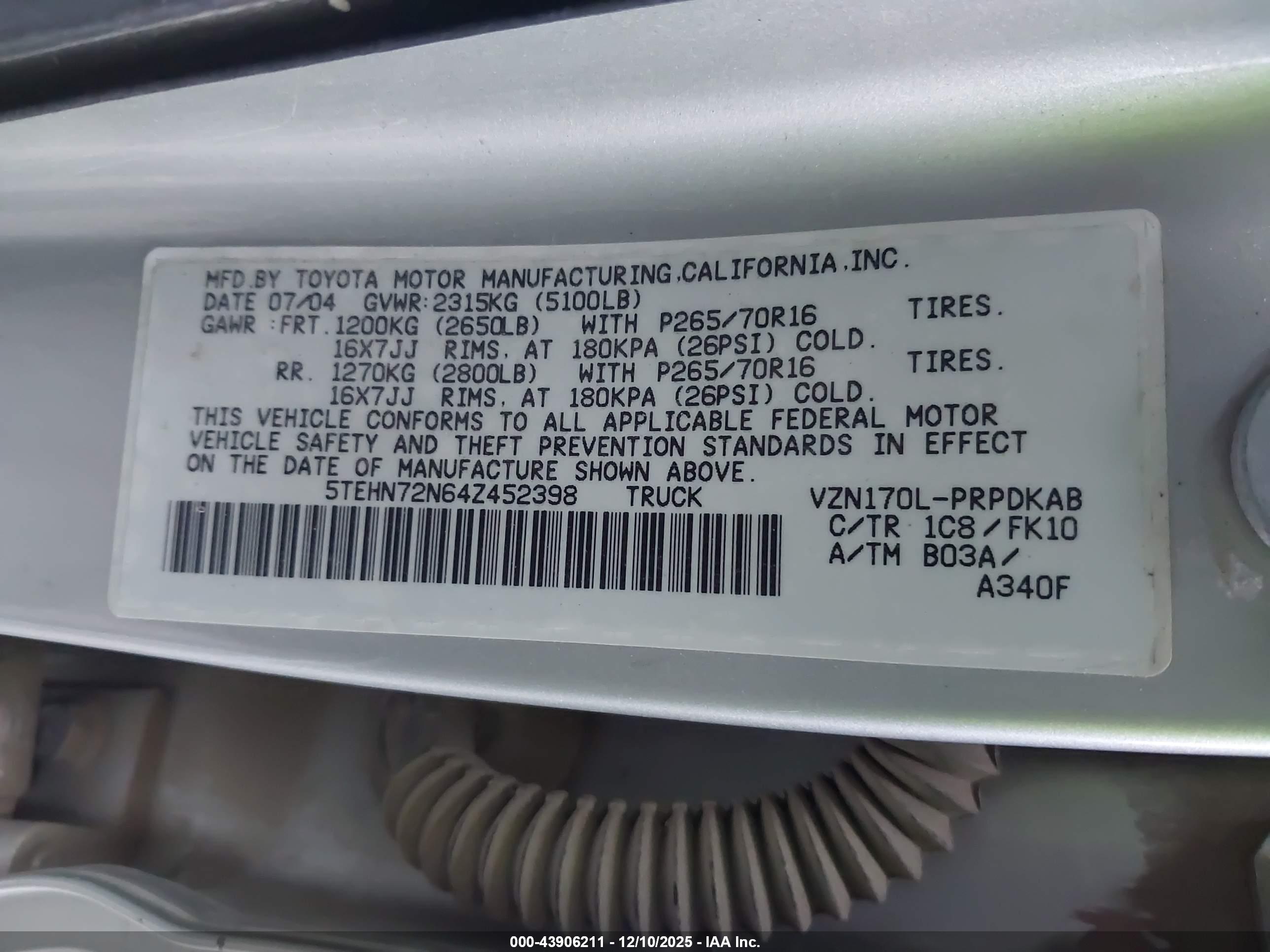 TOYOTA TACOMA image 9