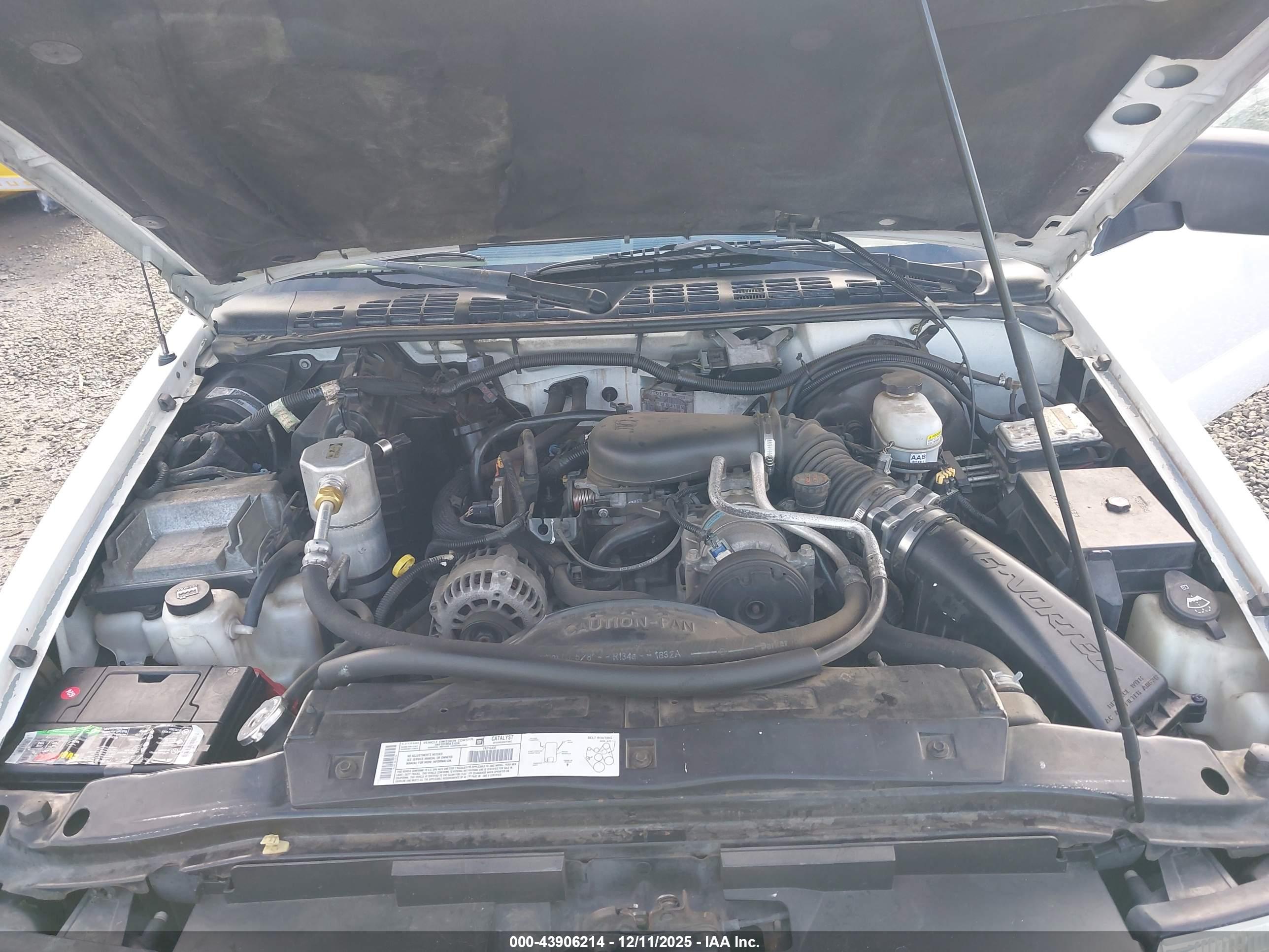 GMC SONOMA image 10