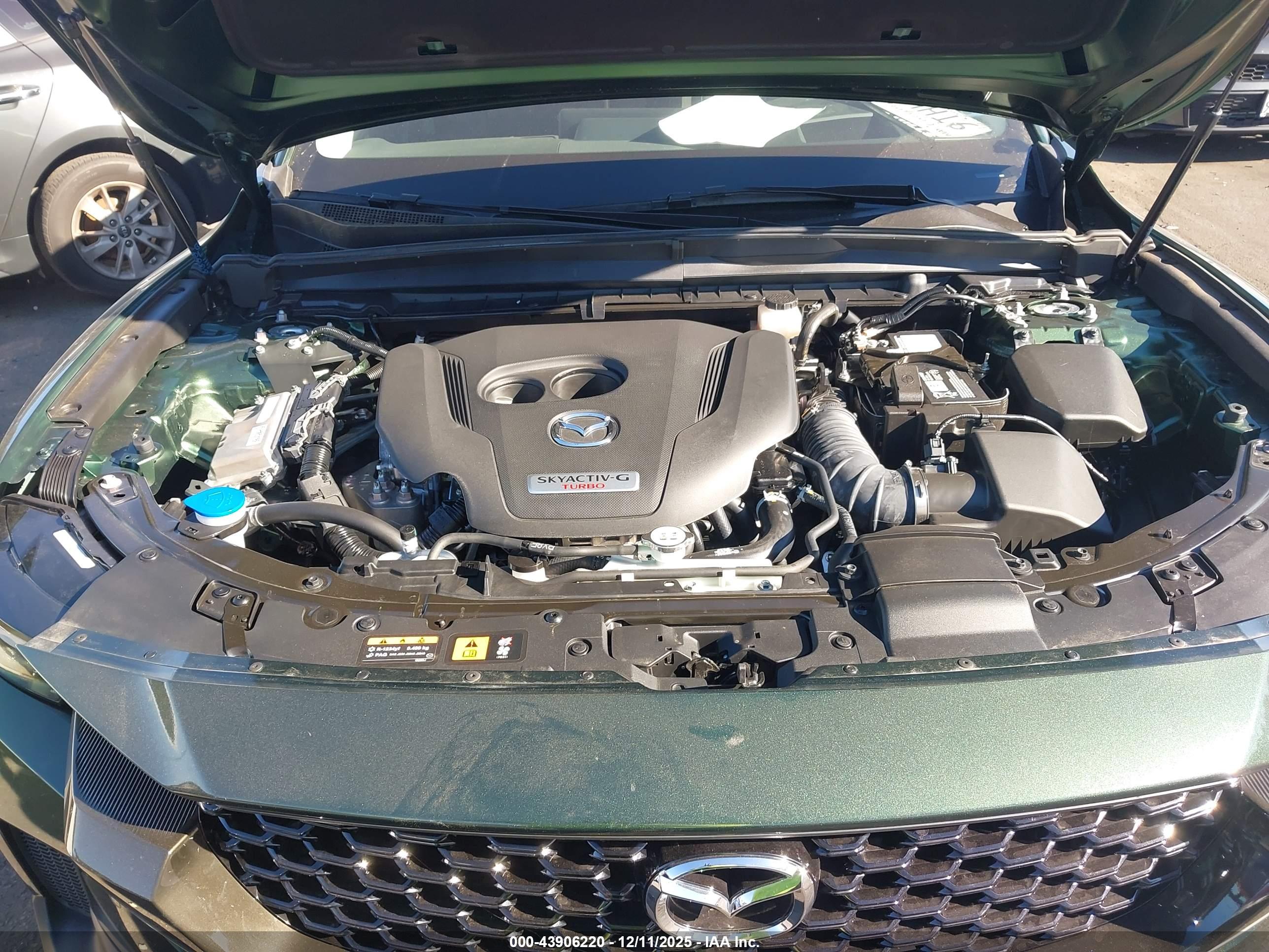 MAZDA CX-50 image 10